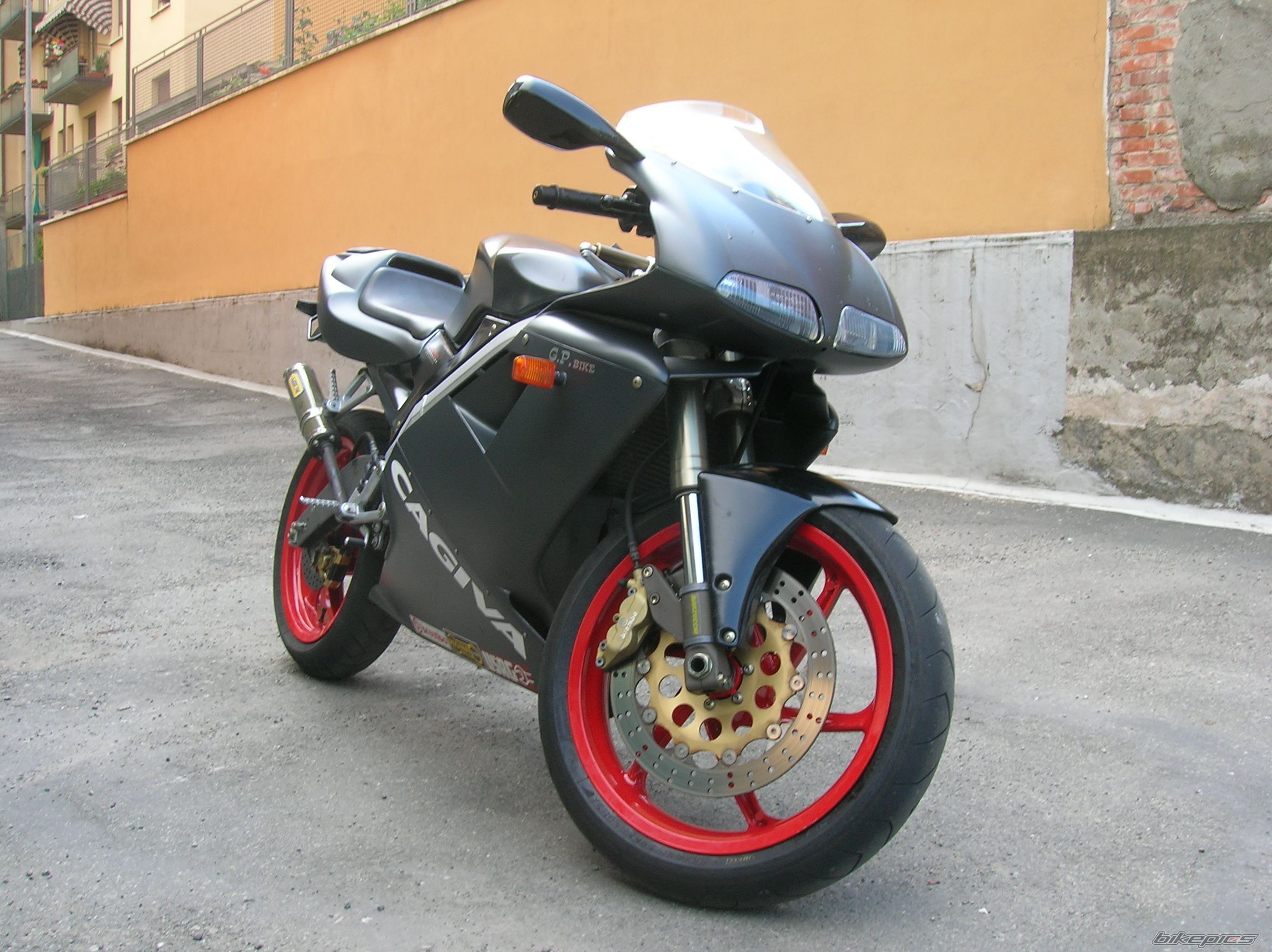 Bike Photo 896247