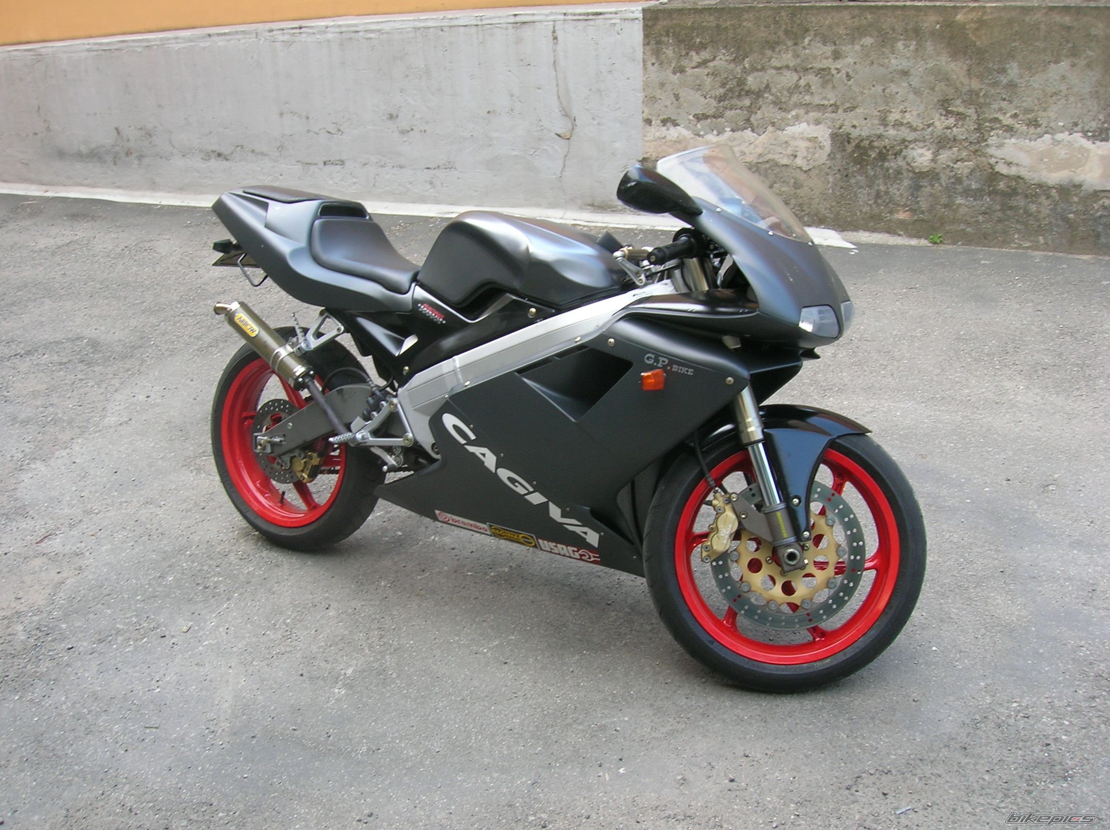 Bike Photo 896250