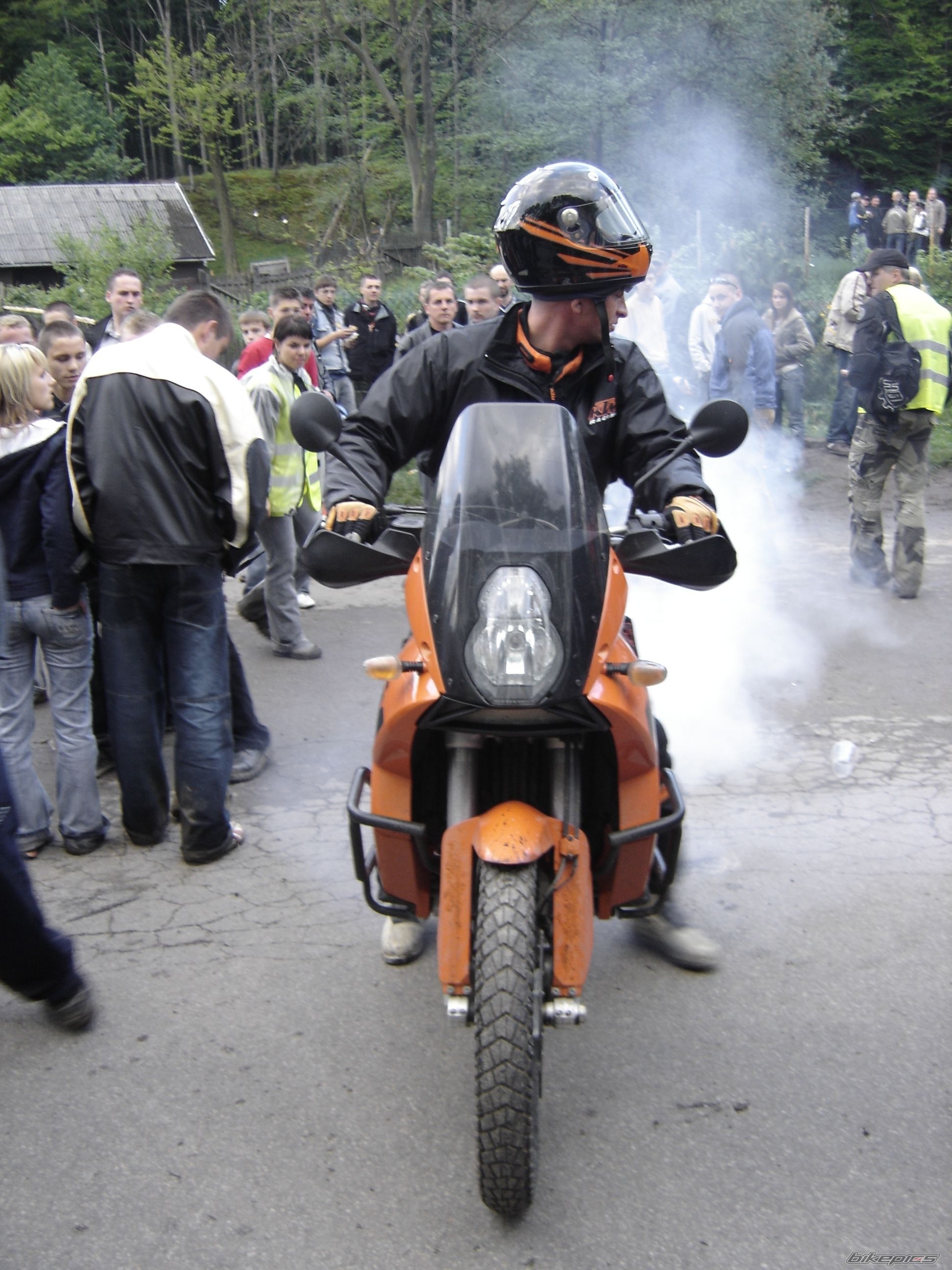 Bike Photo 896676