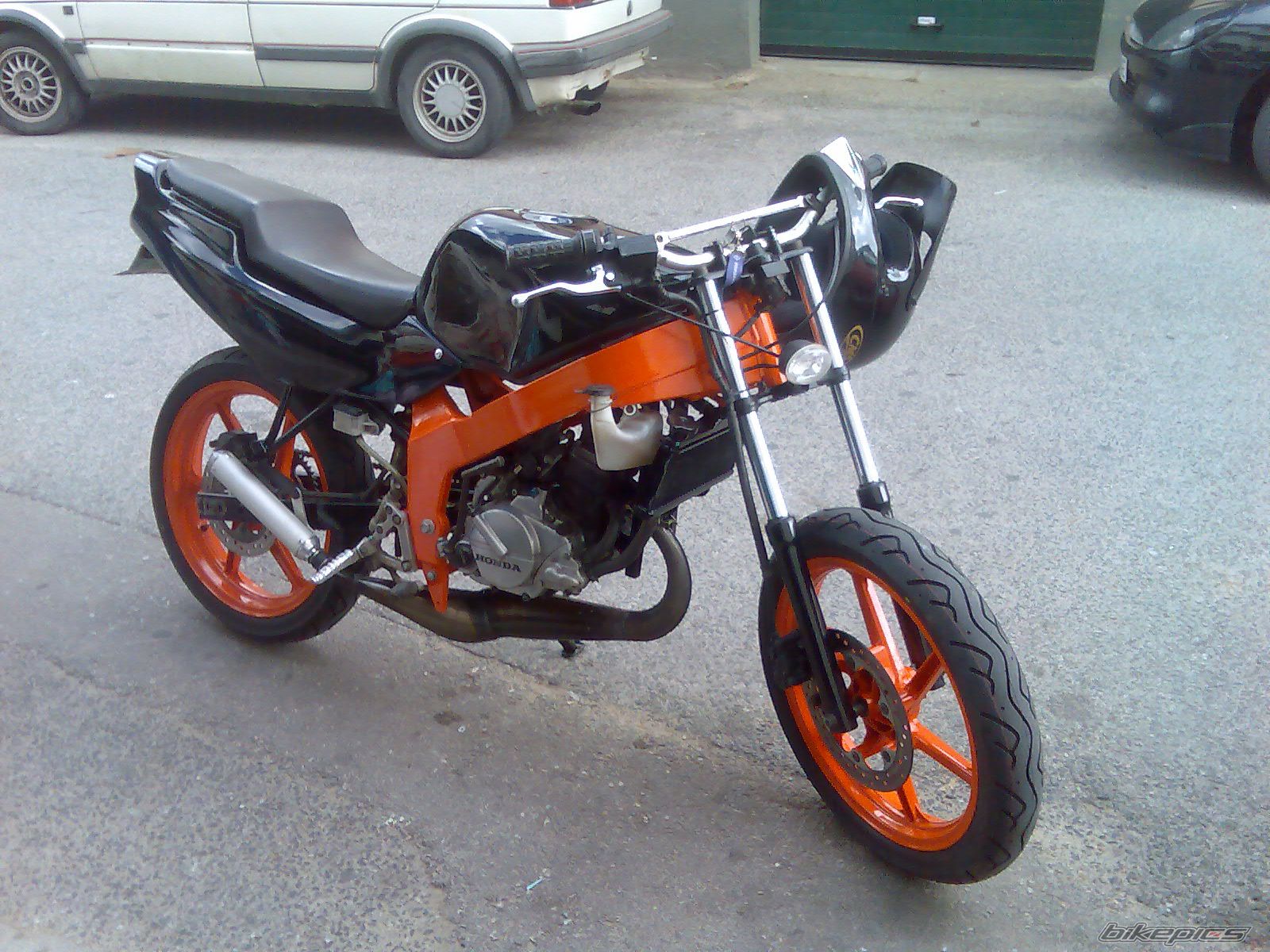 Photo 896976