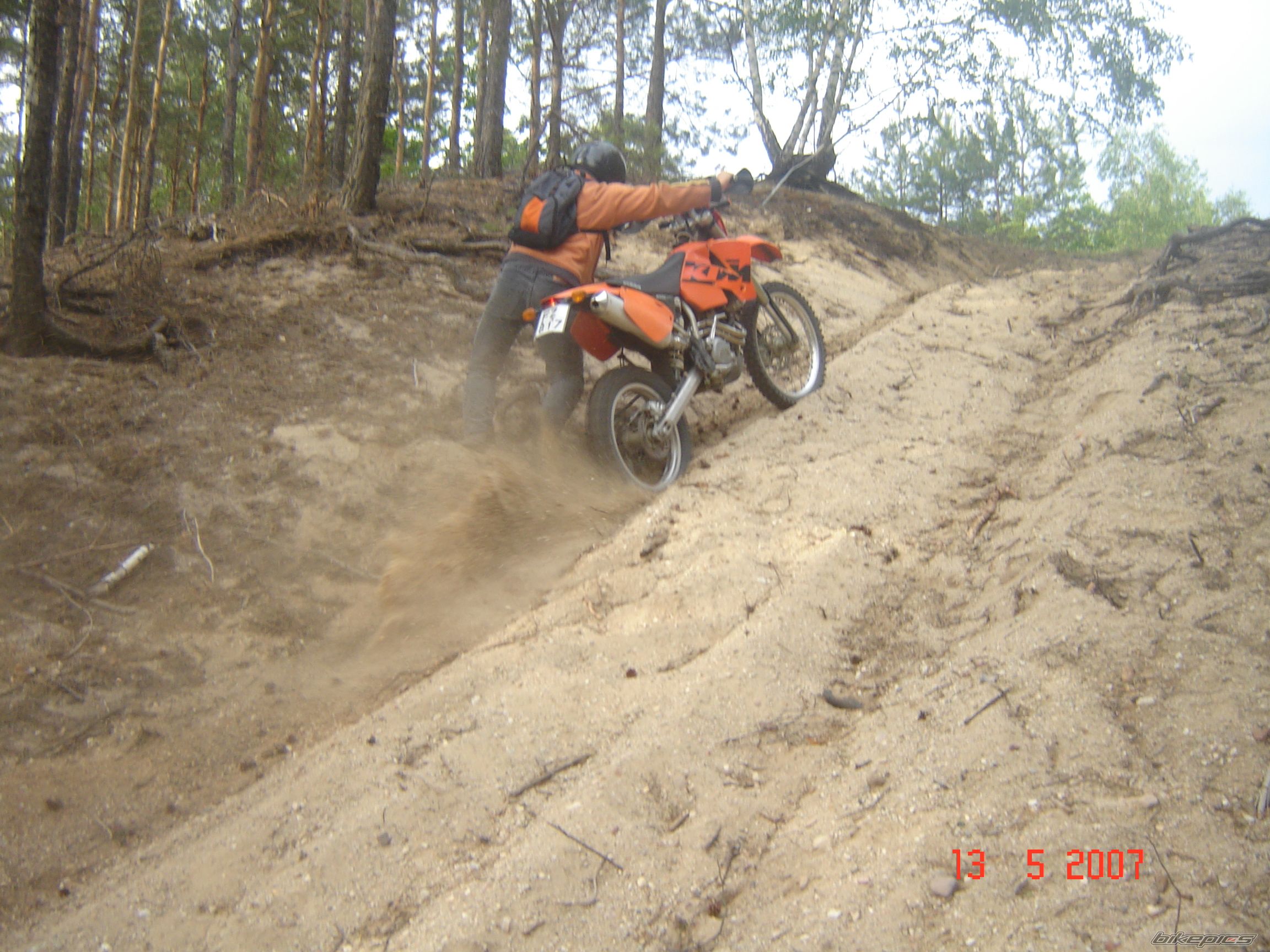 Bike Photo 897025