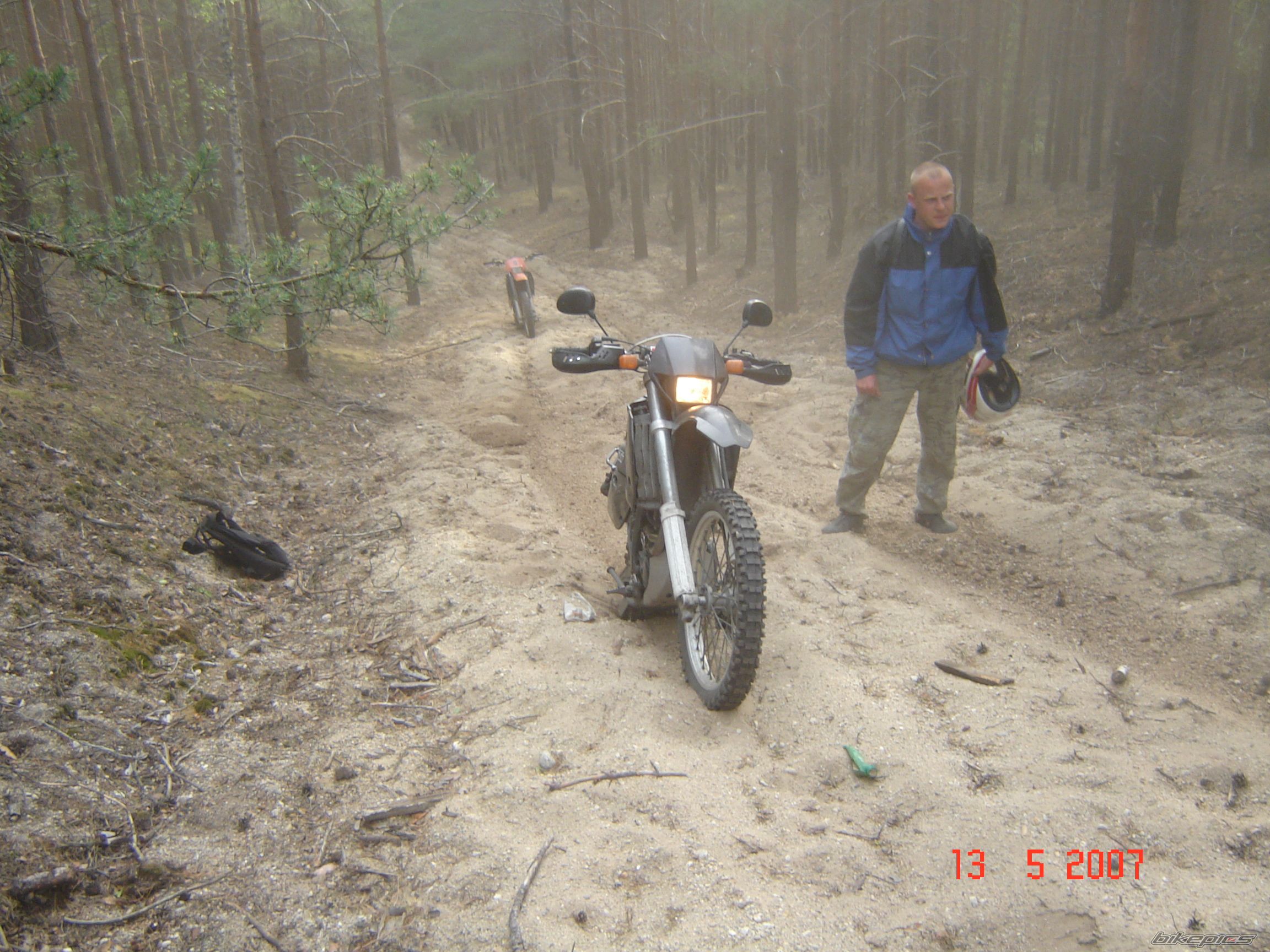 Bike Photo 897027