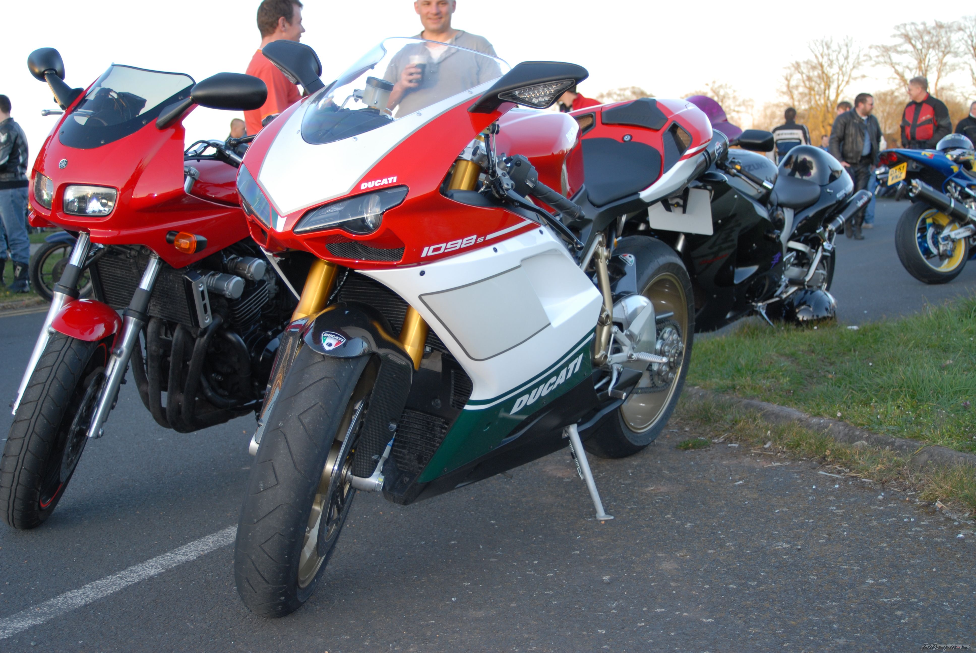 Bike Photo 897391