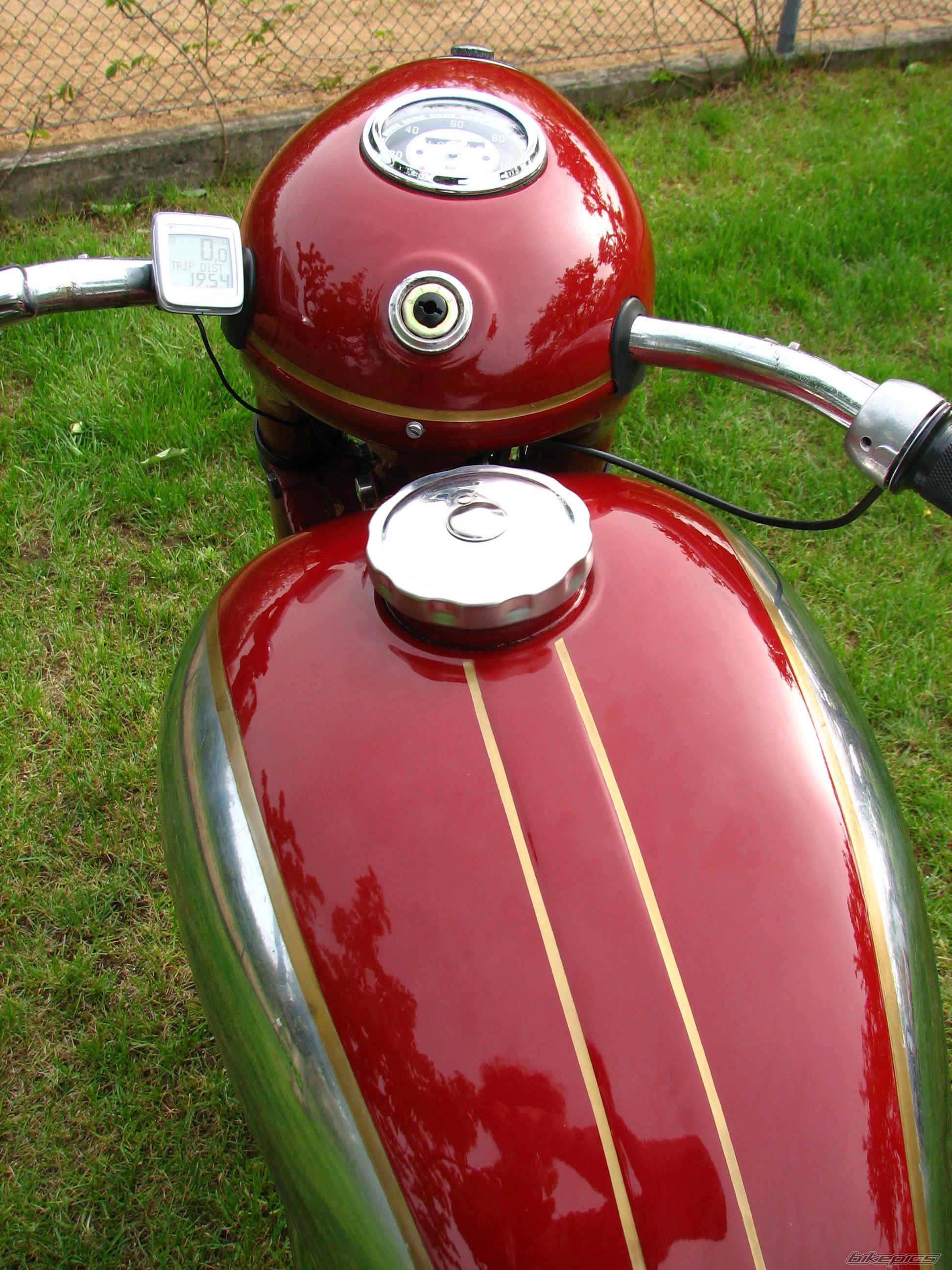 Photo 897621