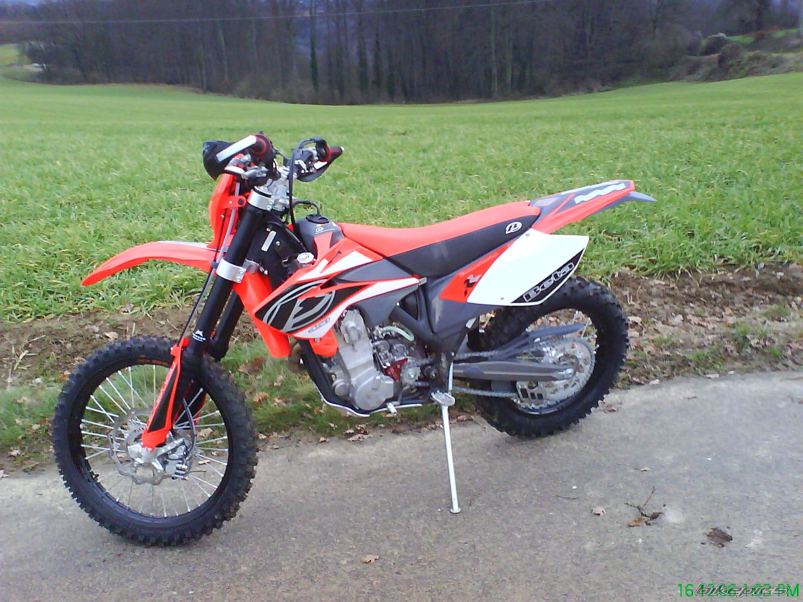 Bike Photo 897664