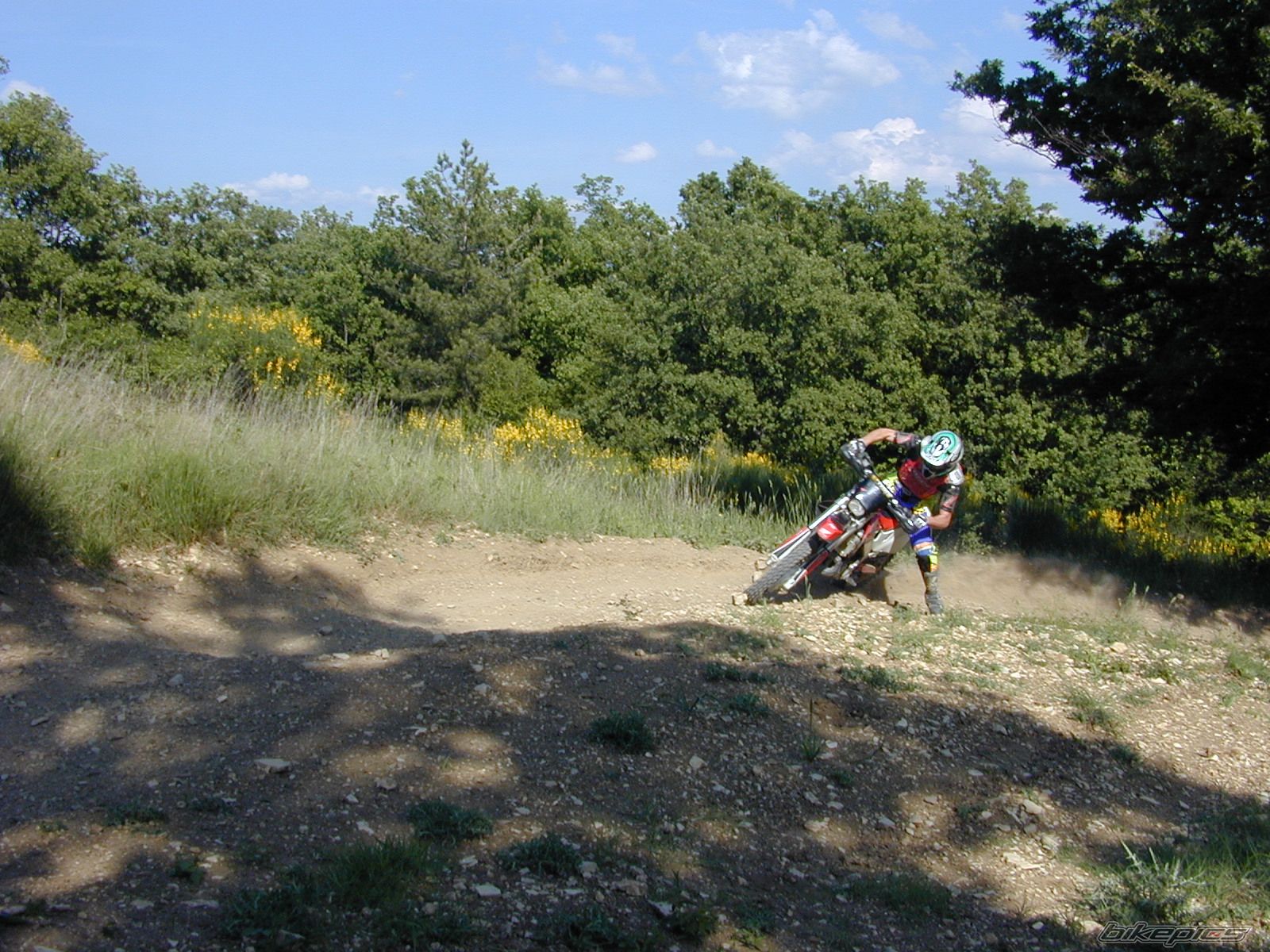 Bike Photo 897759