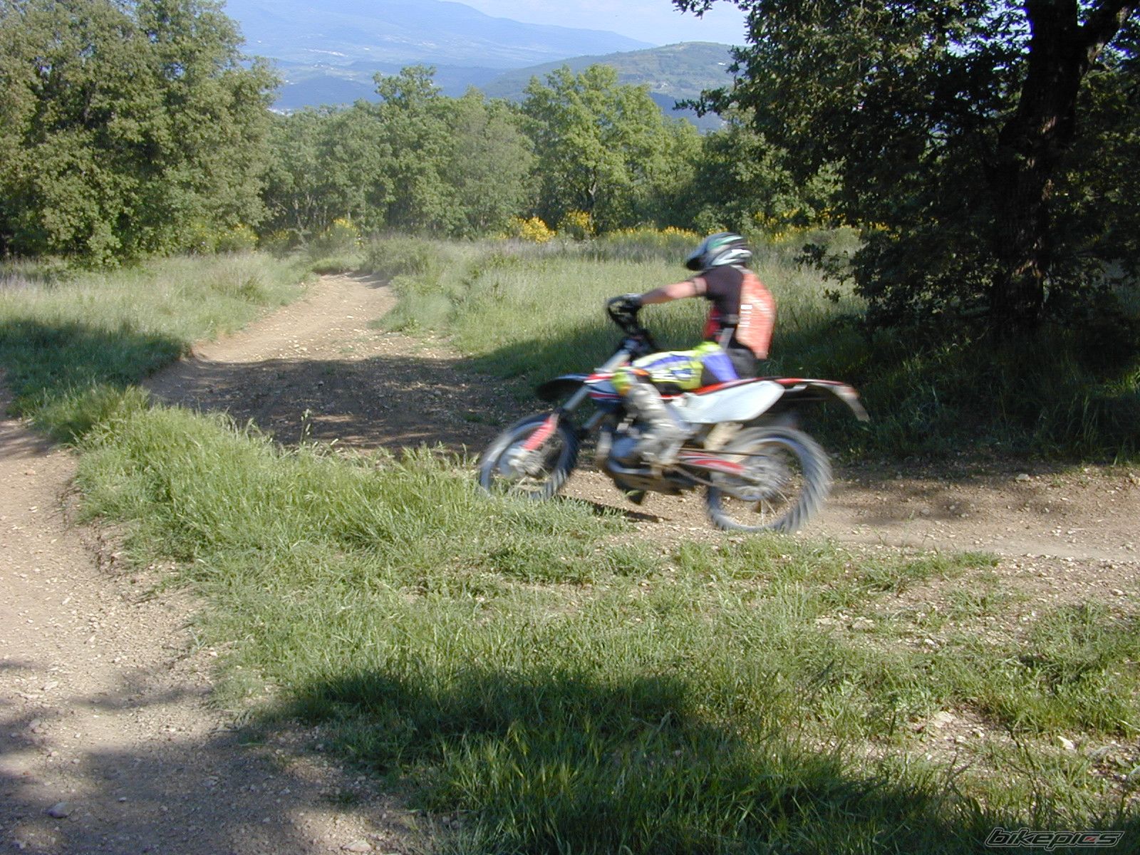 Bike Photo 897766