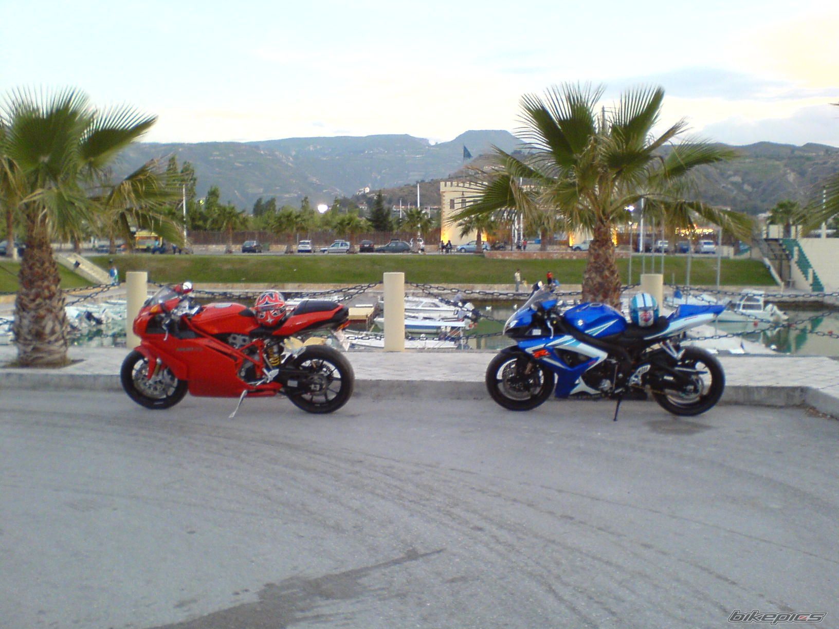 Photo 897810