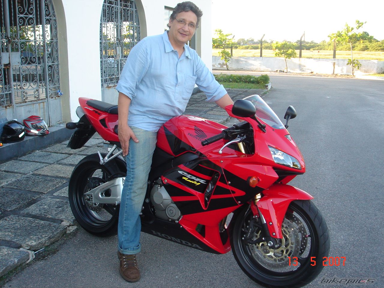 Bike Photo 898023