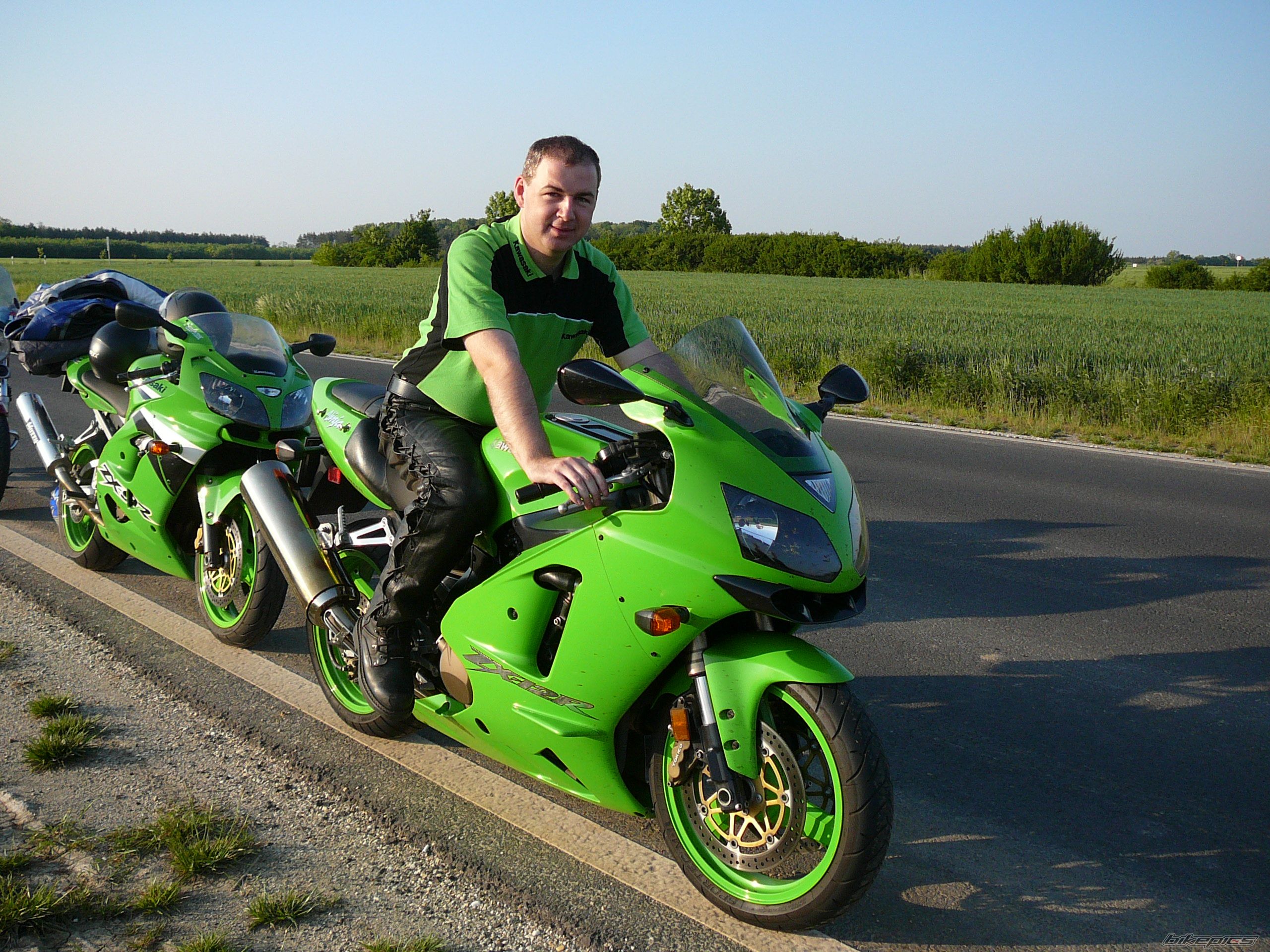 Bike Photo 898030