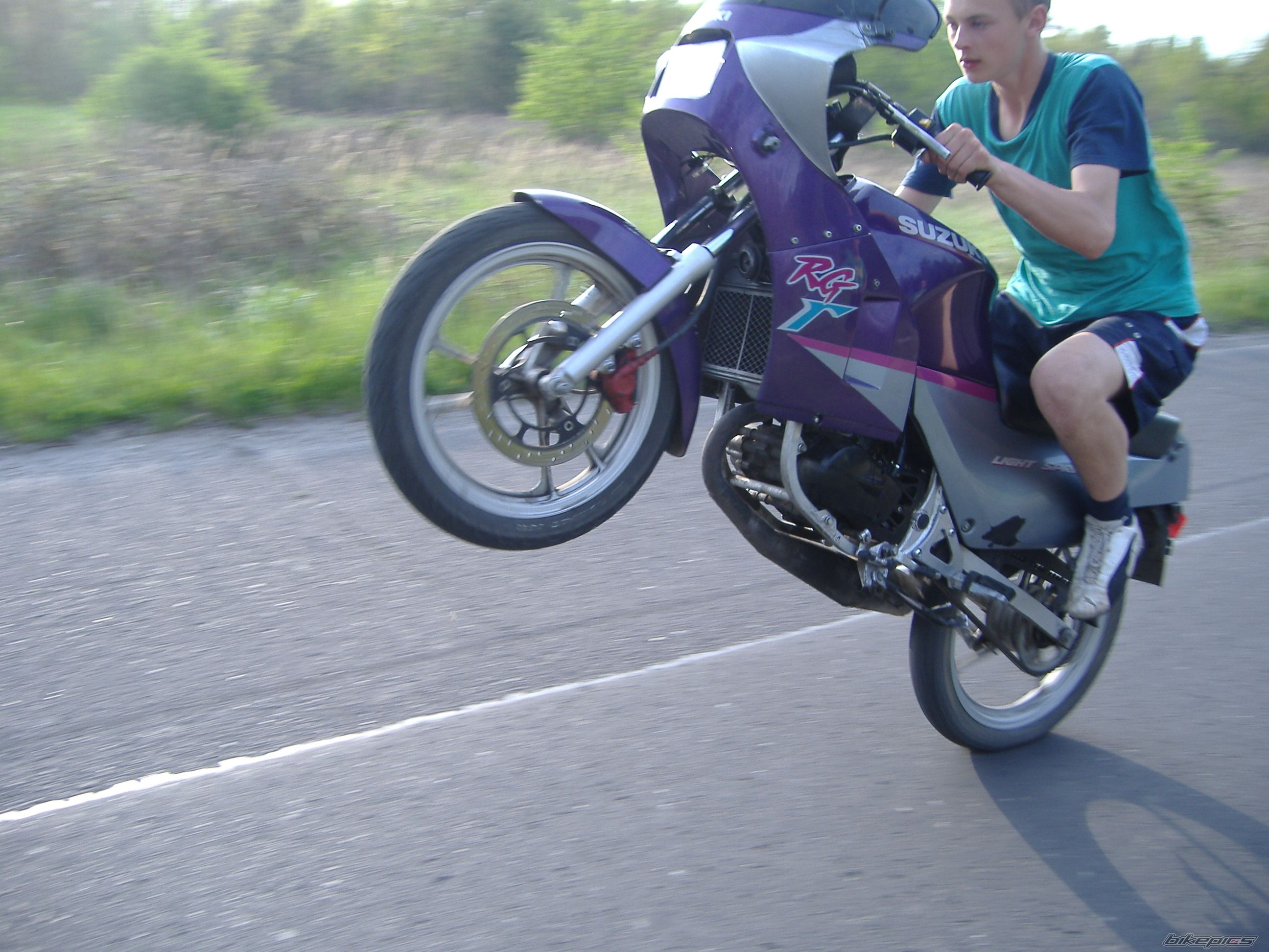 Bike Photo 898088