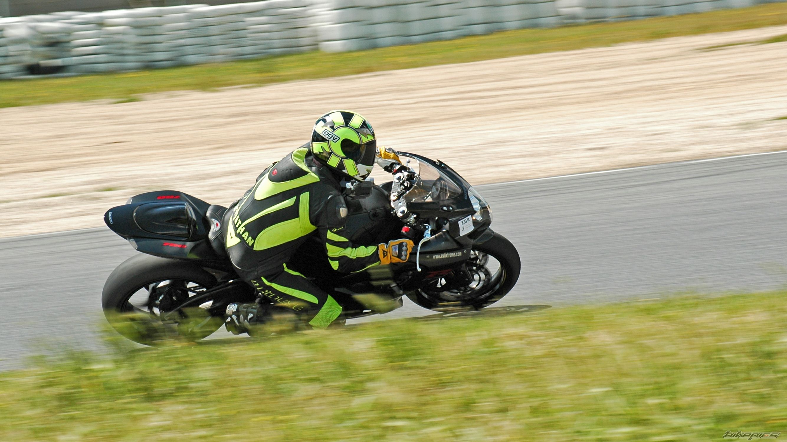 Bike Photo 898113