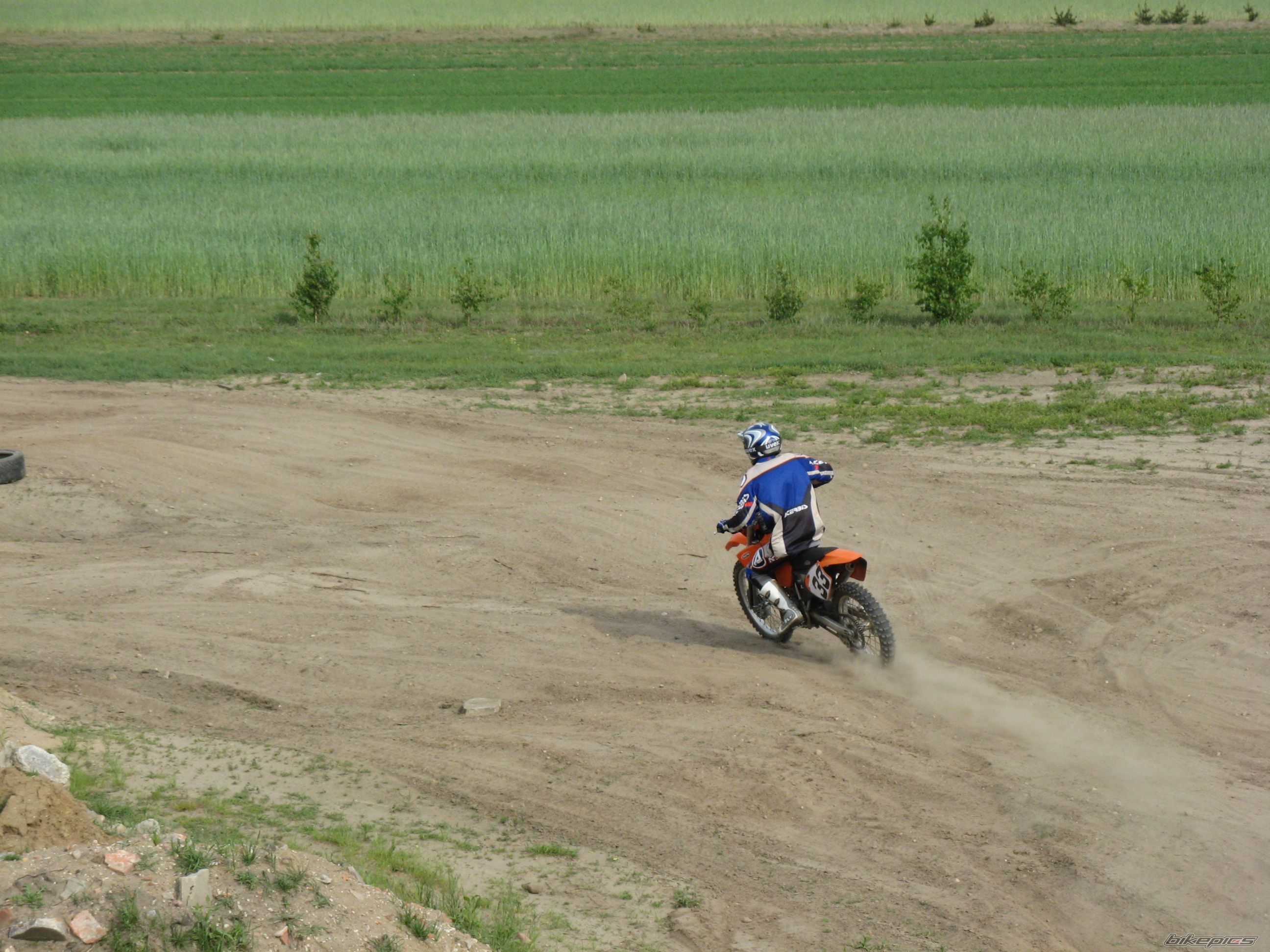 Bike Photo 898140