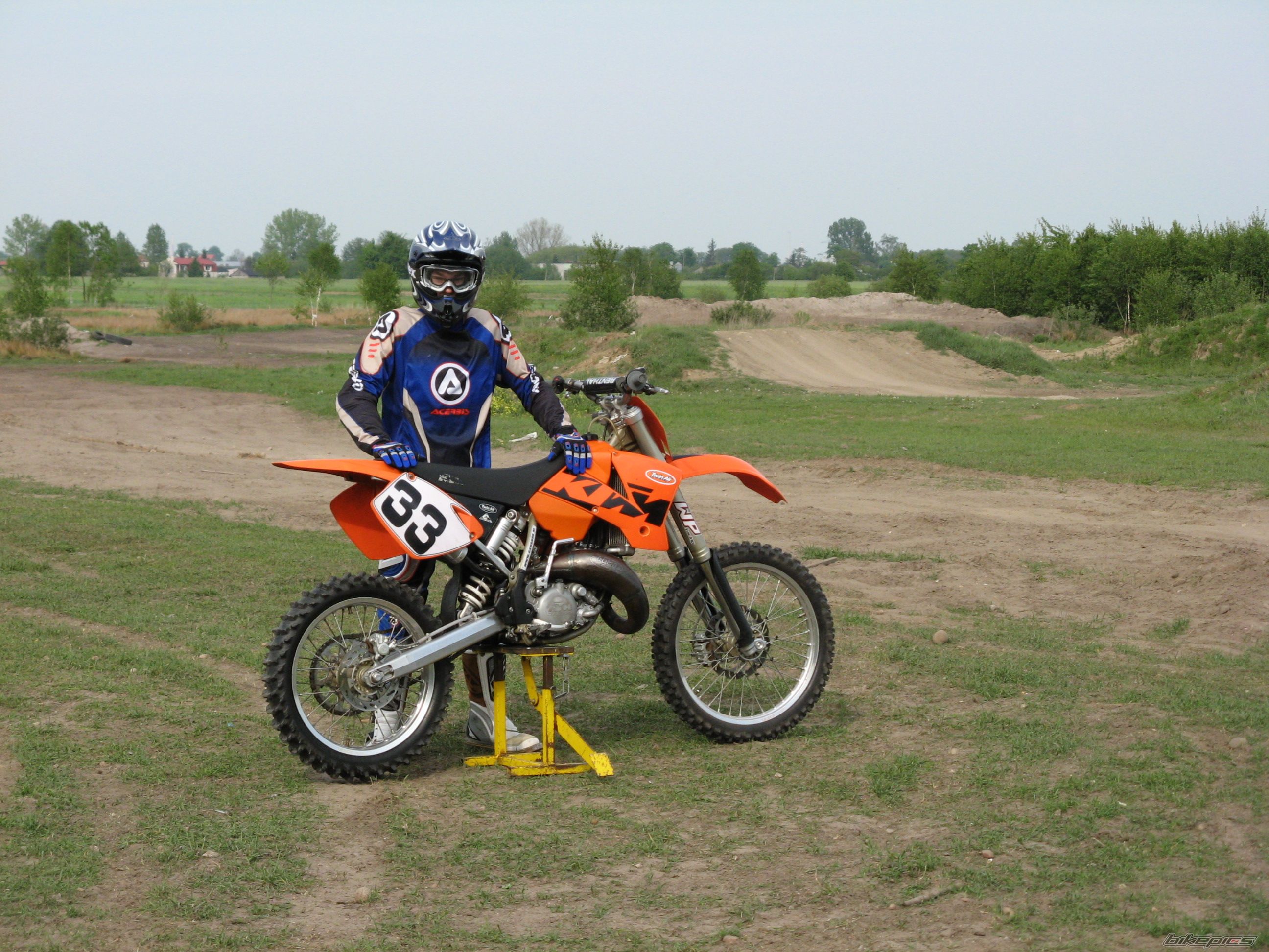 Bike Photo 898145