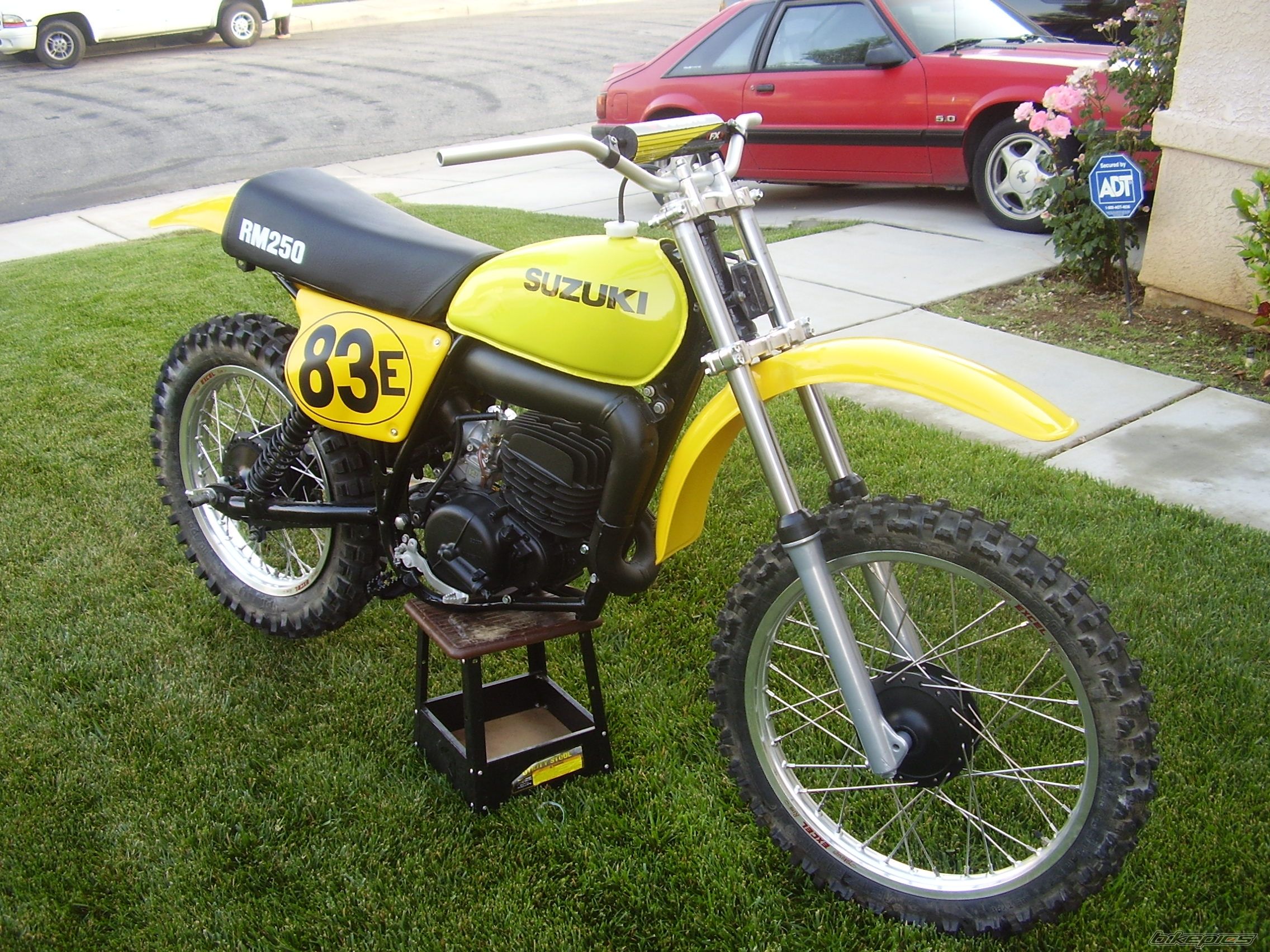 Bike Photo 898175