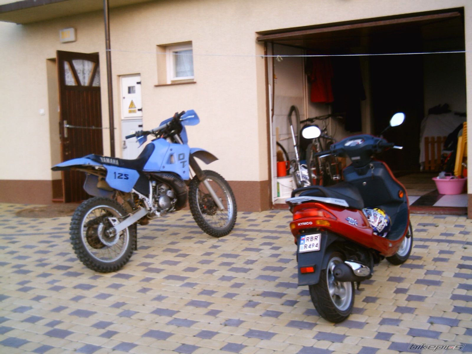 Bike Photo 898184