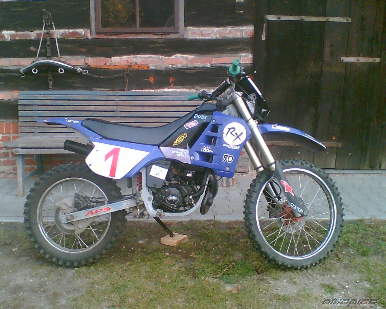 Photo 898205