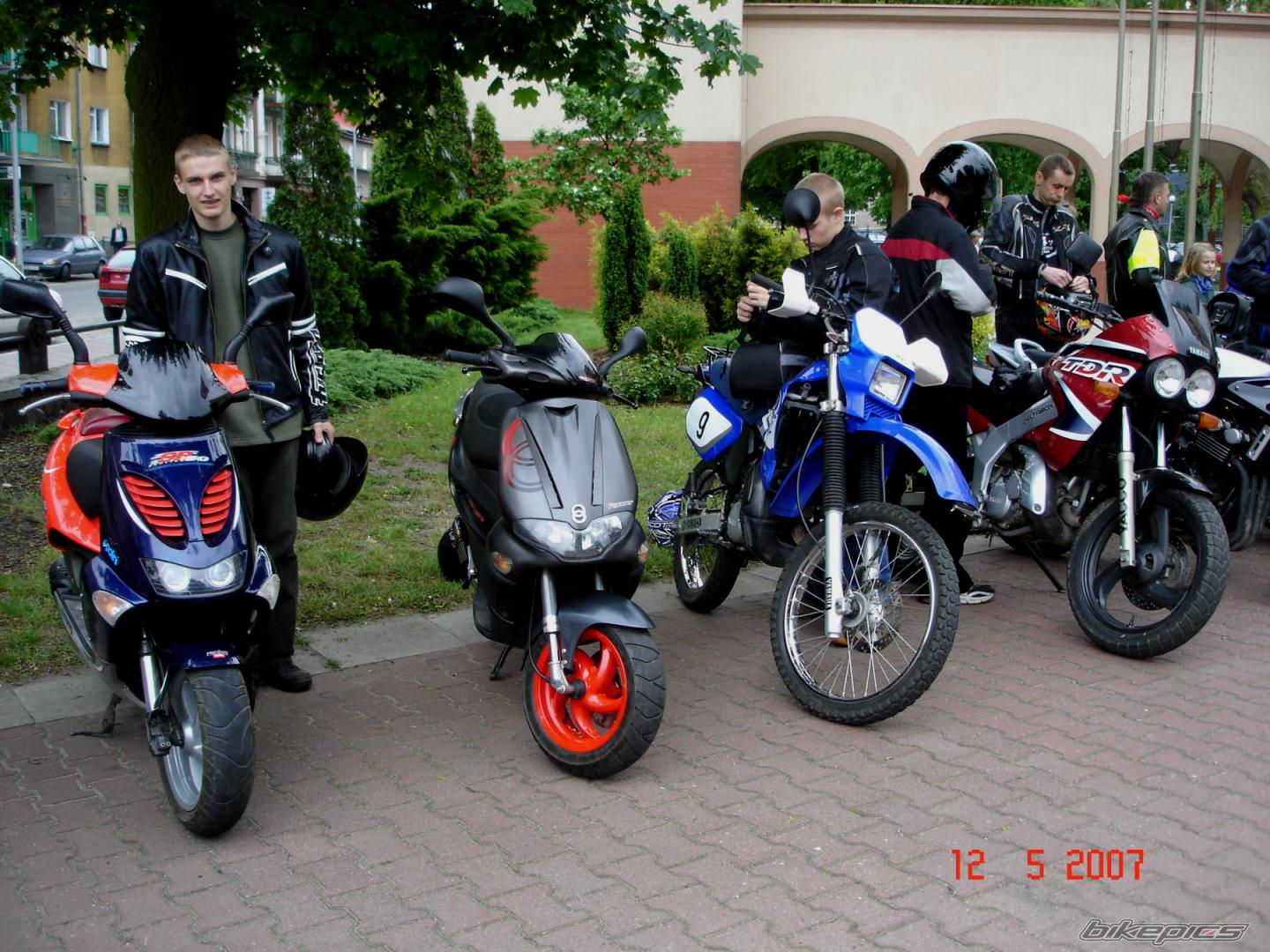 Bike Photo 898598