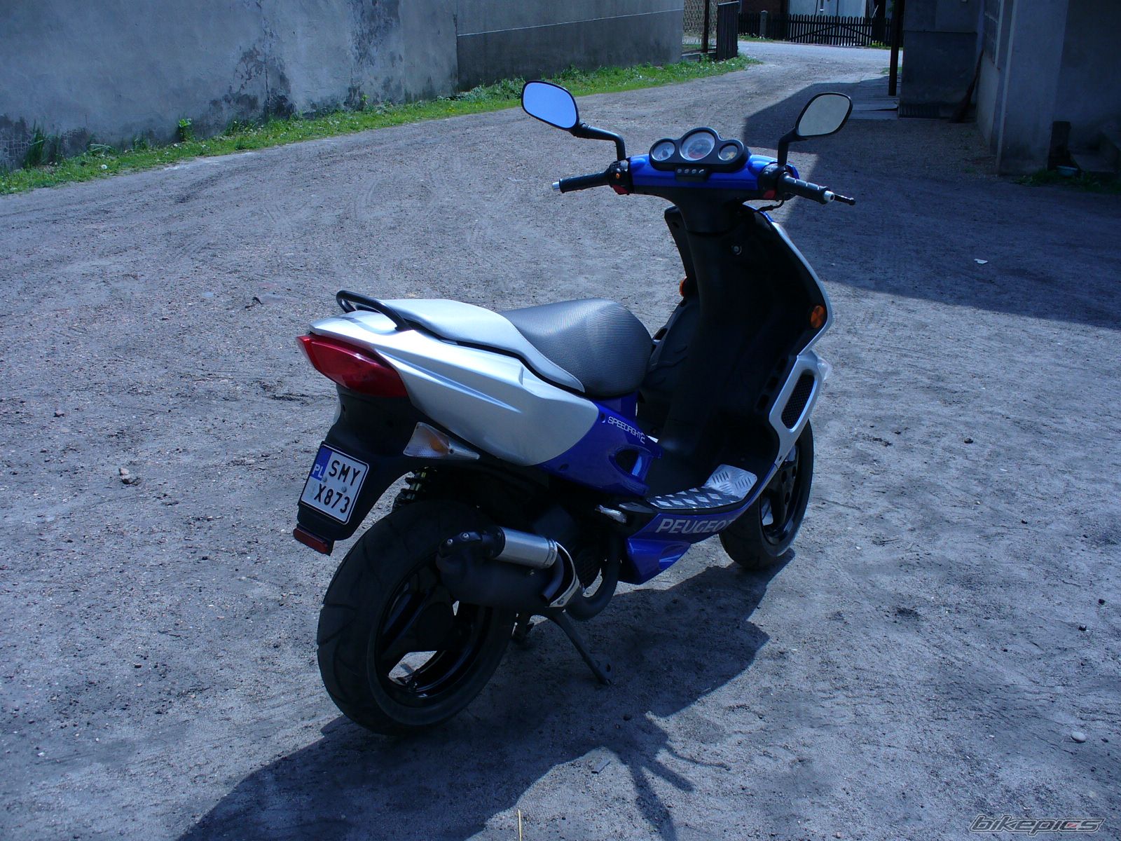 Bike Photo 898744