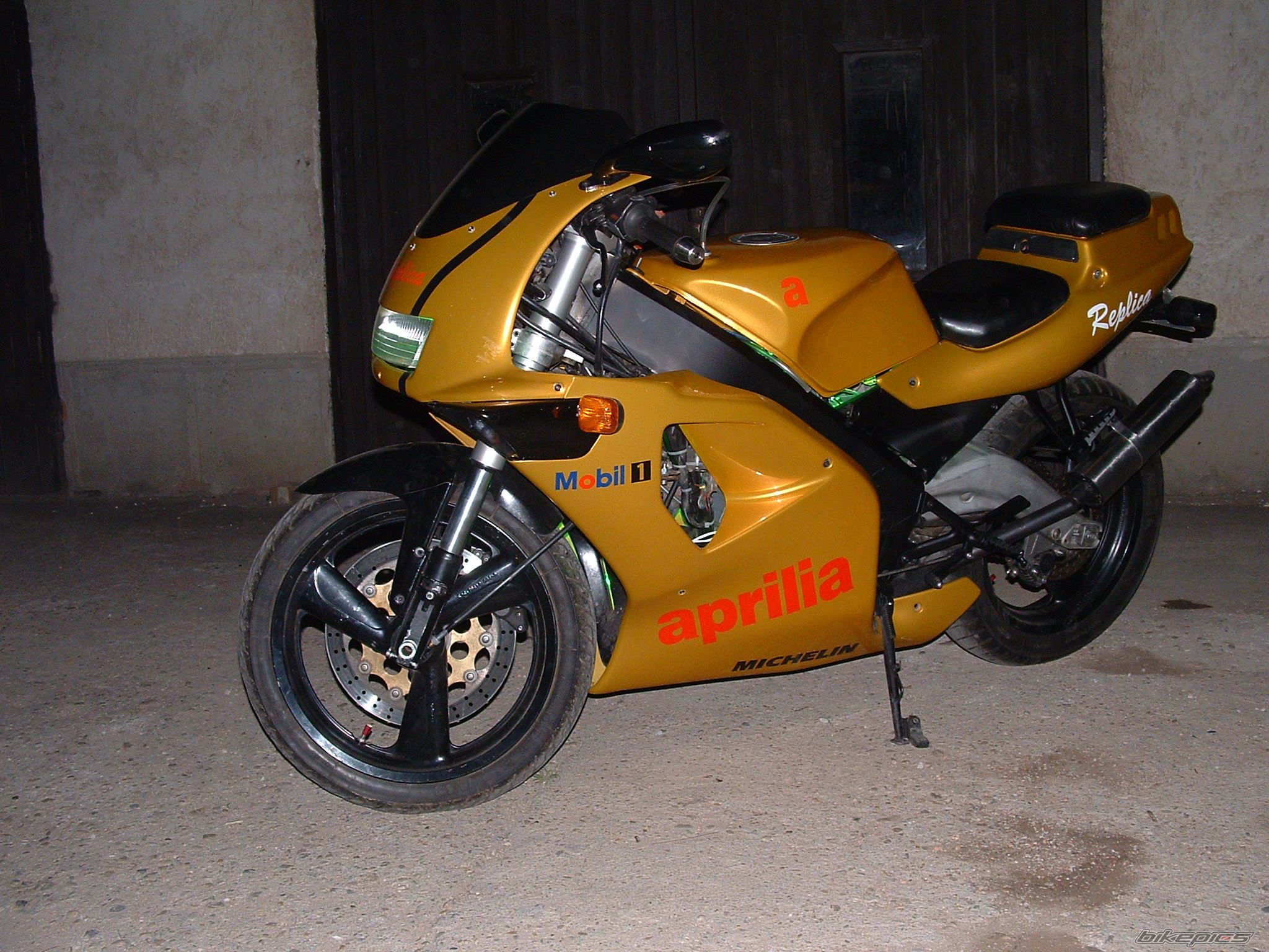 Bike Photo 900074