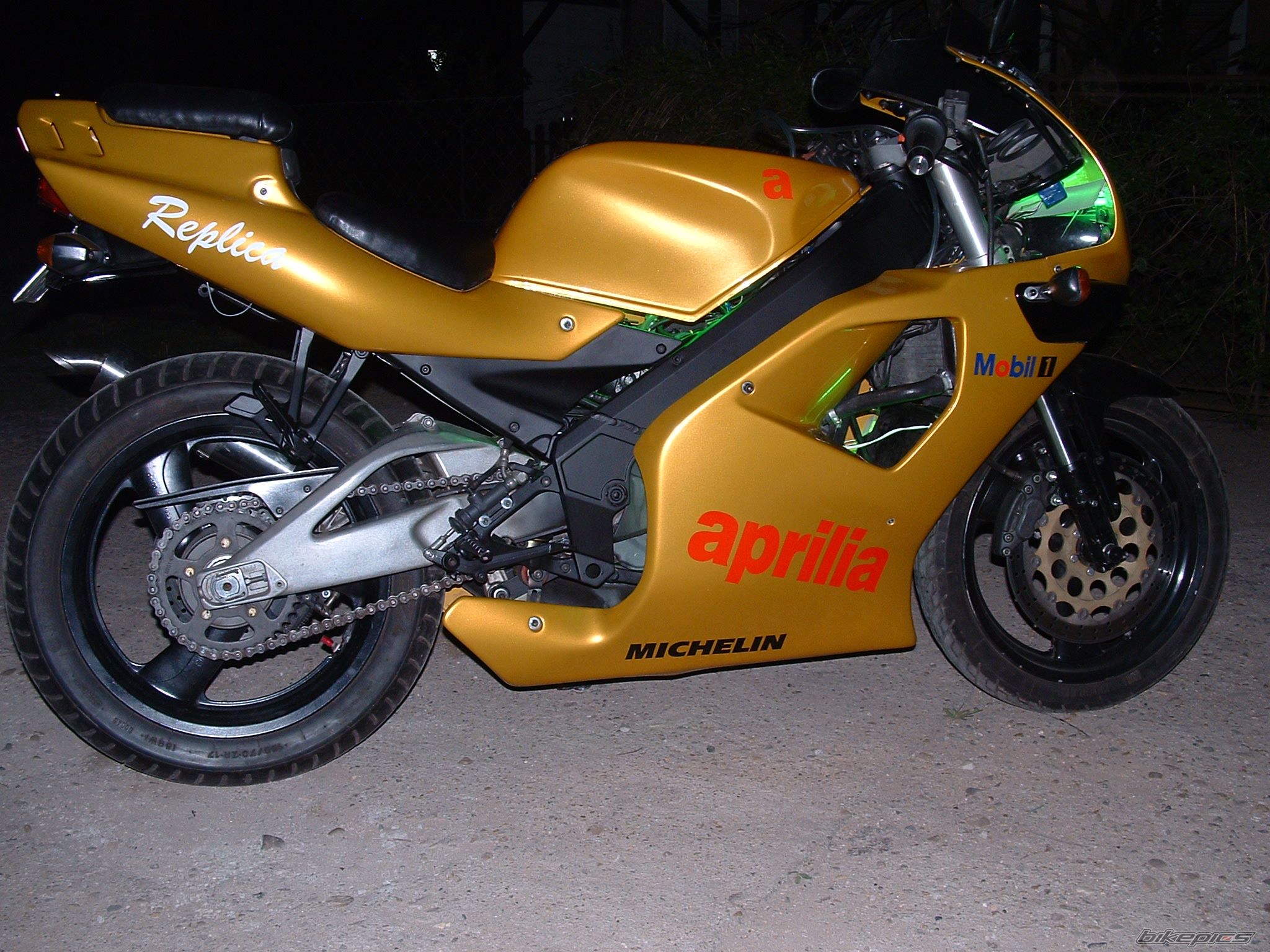 Photo 900078