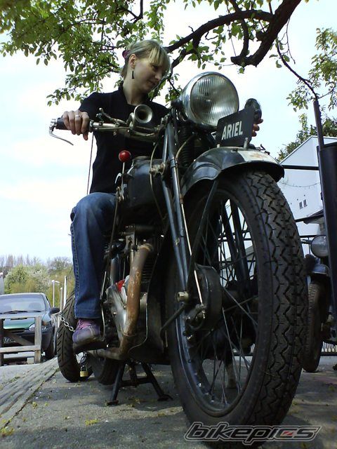 Photo 900136