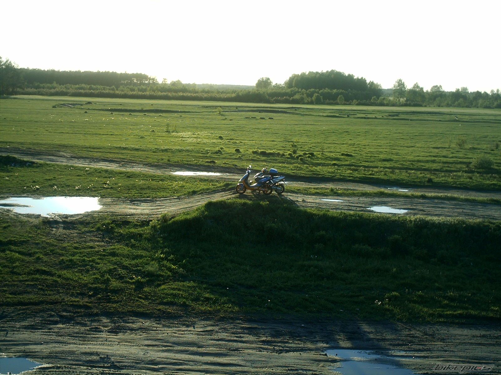 Bike Photo 900358