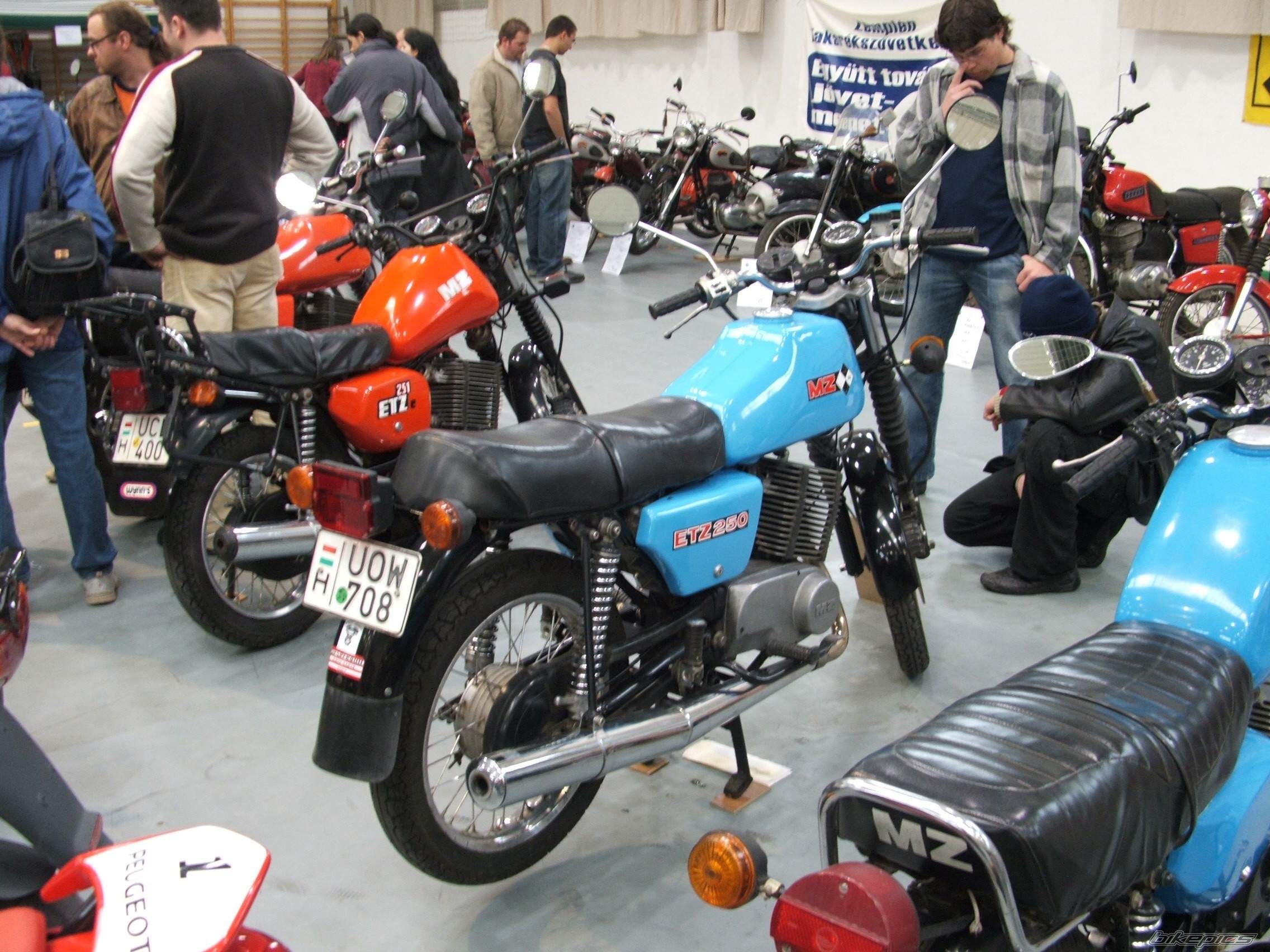 Bike Photo 901055