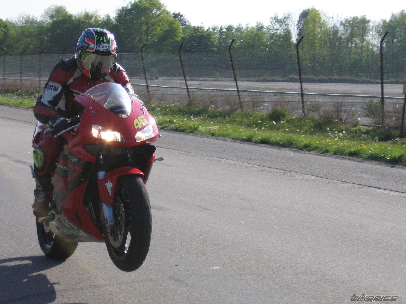 Bike Photo 902044