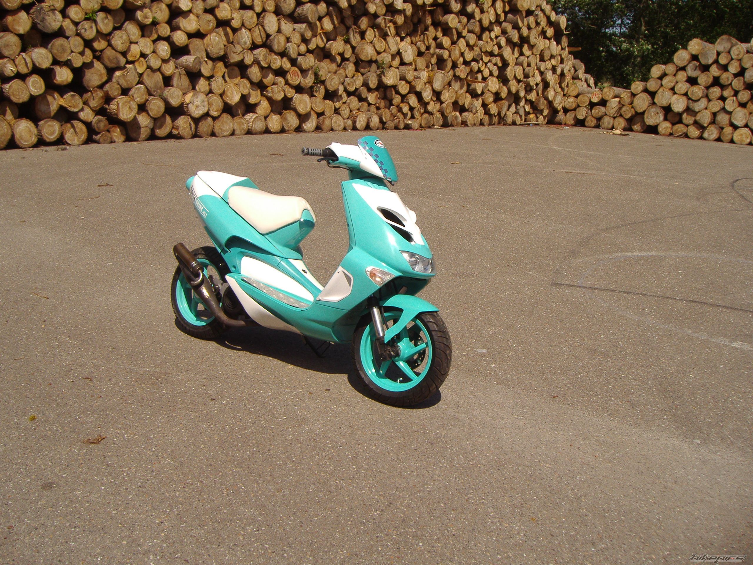 Bike Photo 902341