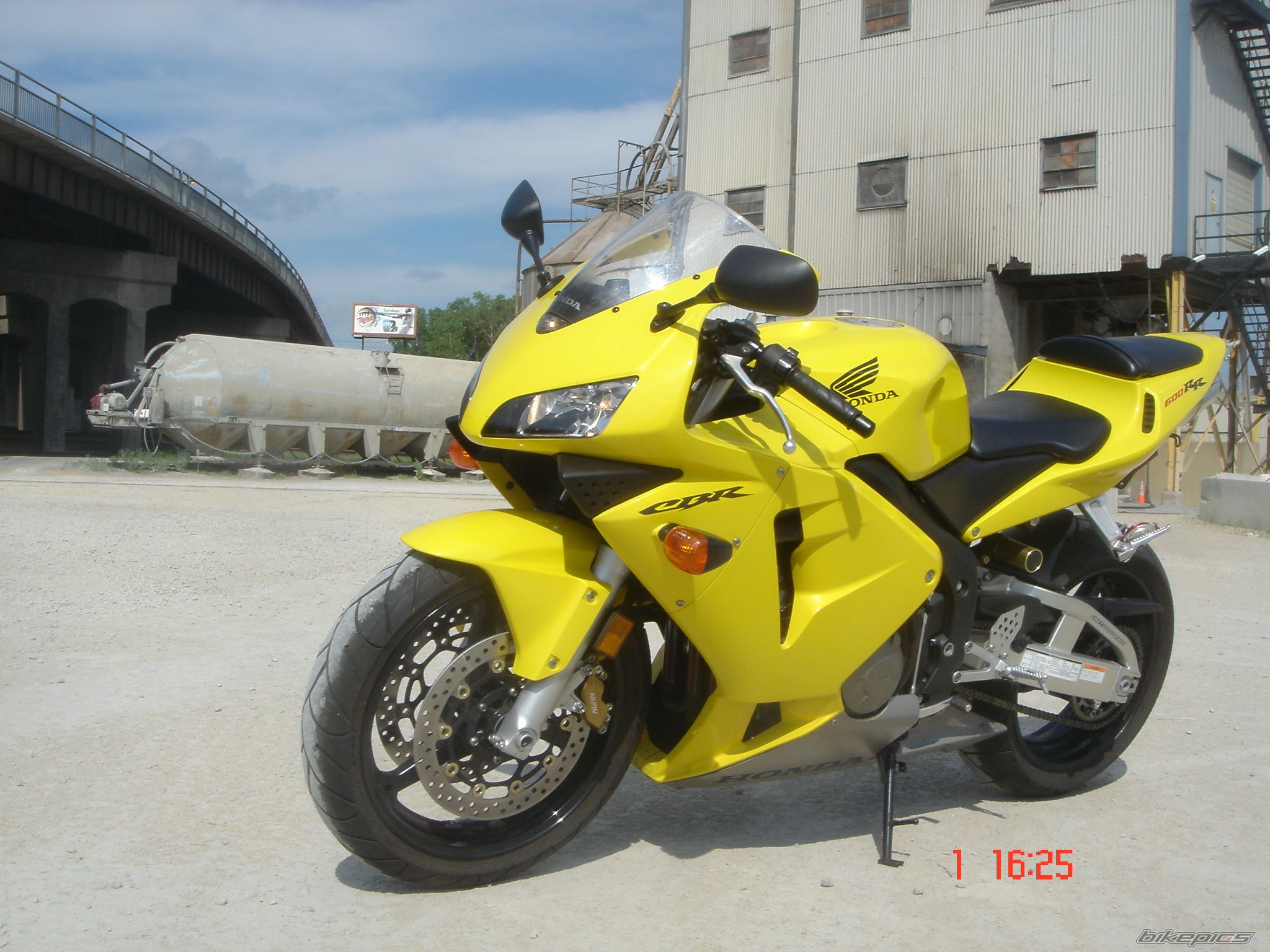 Bike Photo 902344