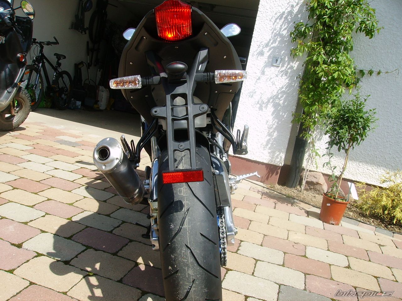 Bike Photo 902388