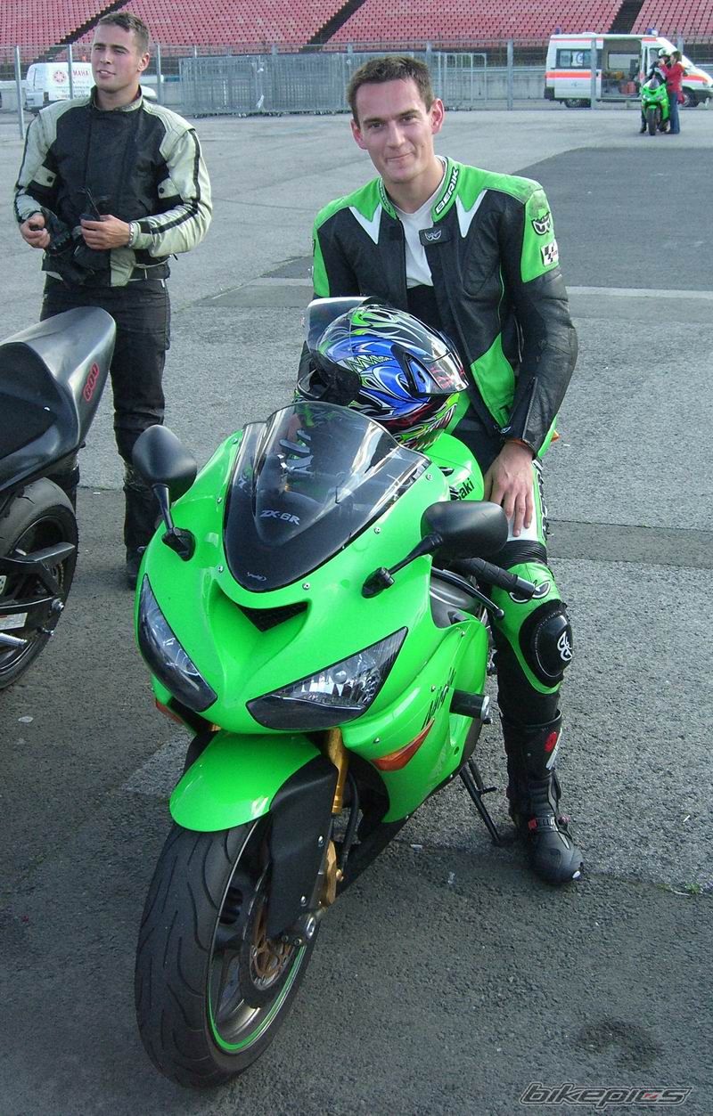 Bike Photo 902439