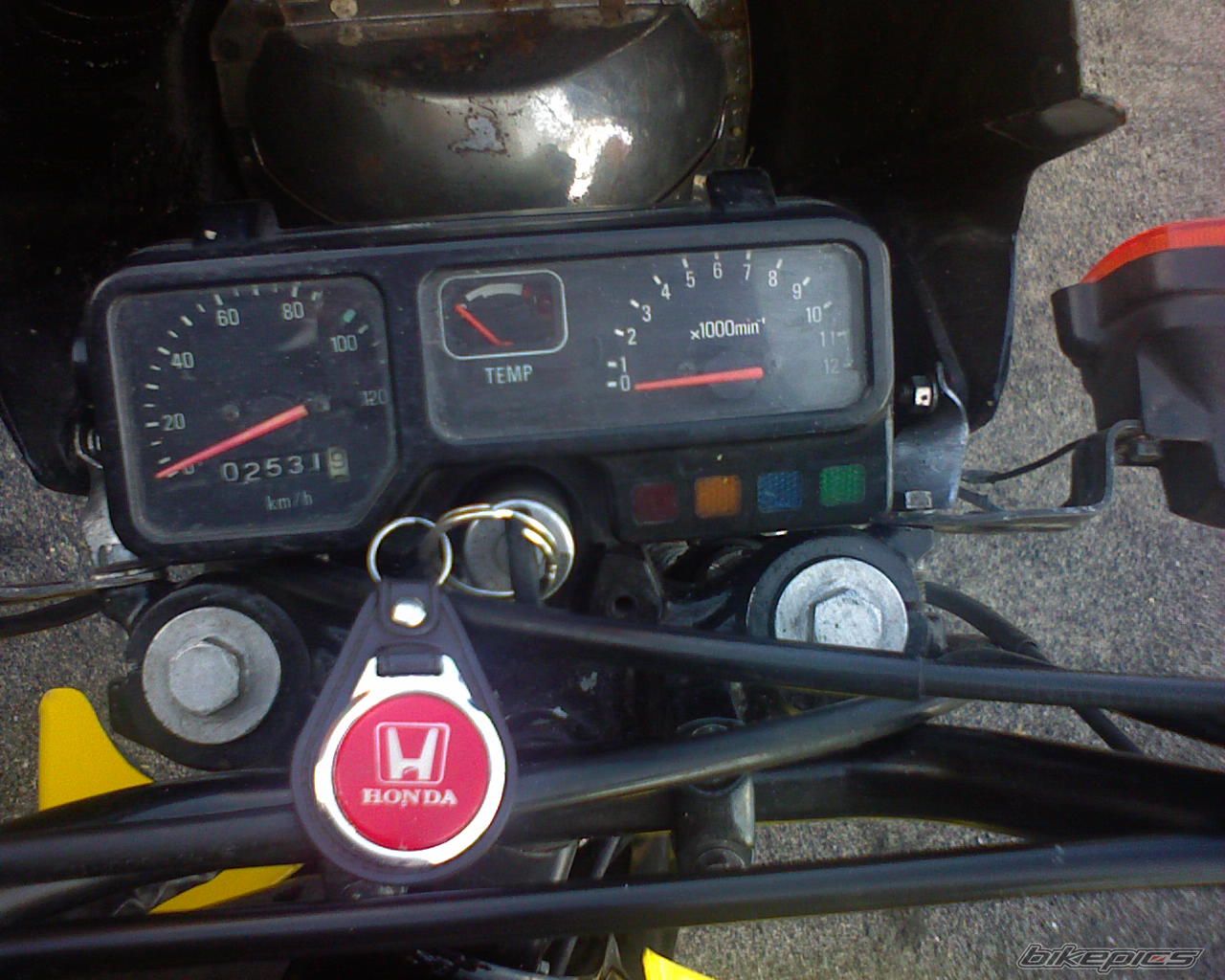 Bike Photo 902541