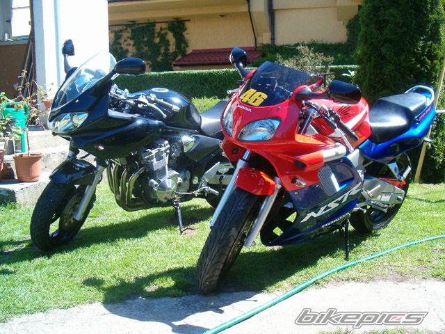 Photo 902985