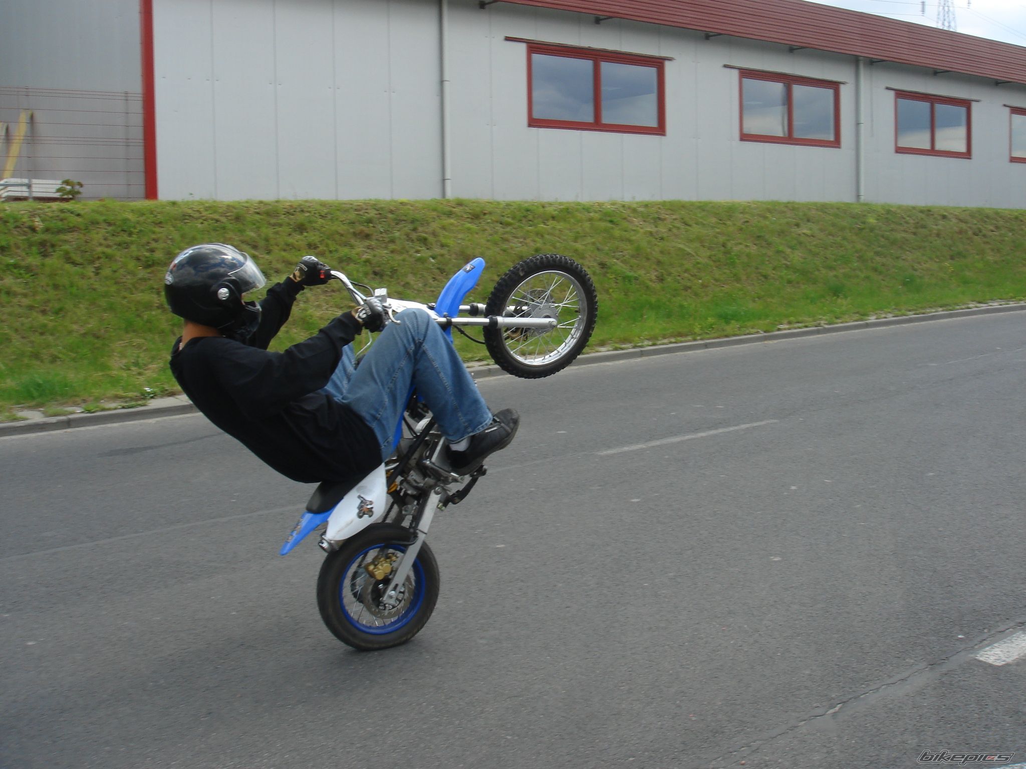 Bike Photo 903242
