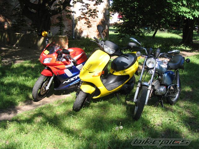 Bike Photo 903802