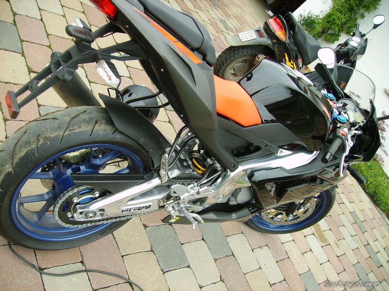 Bike Photo 903879