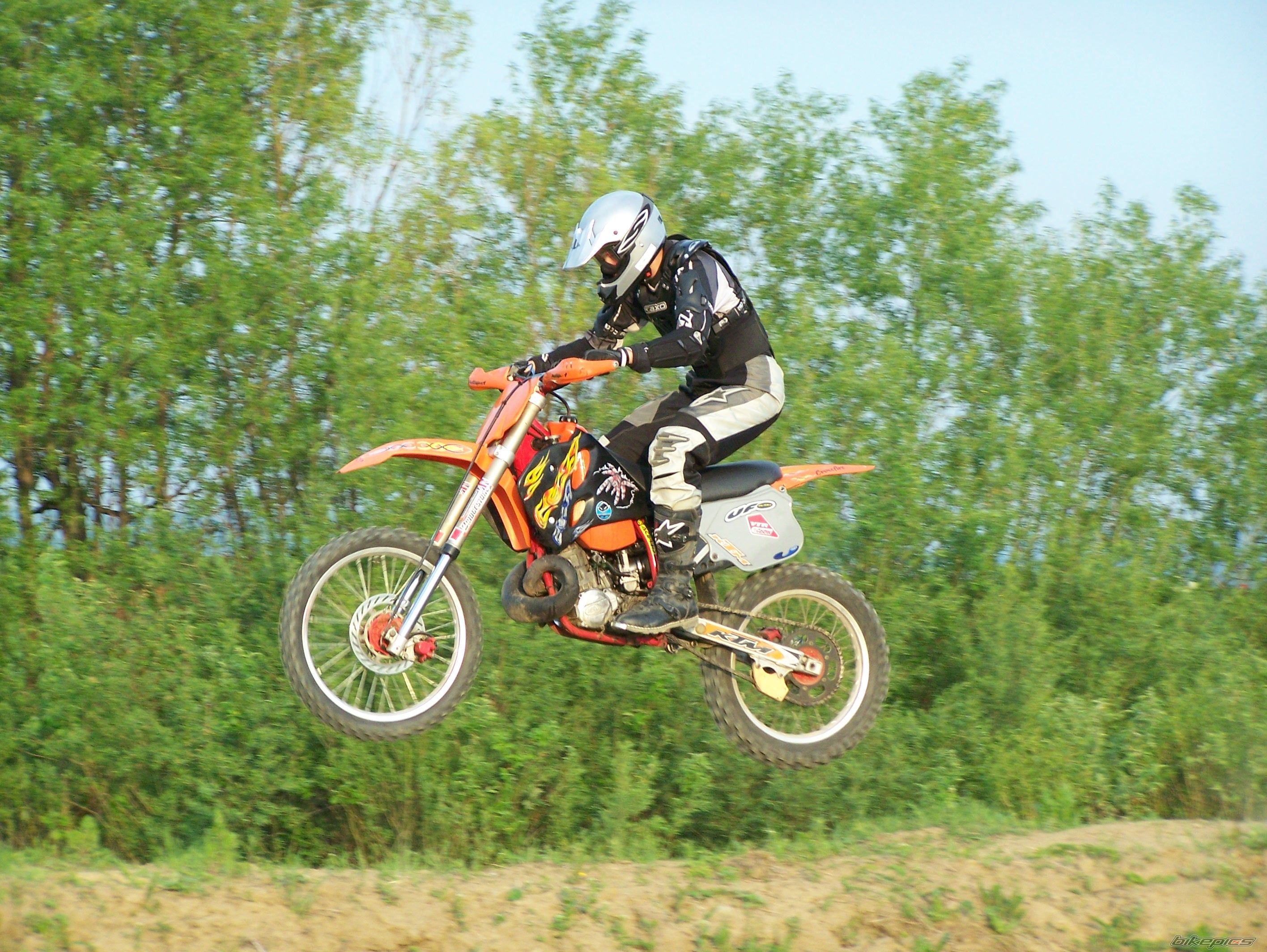 Bike Photo 903946