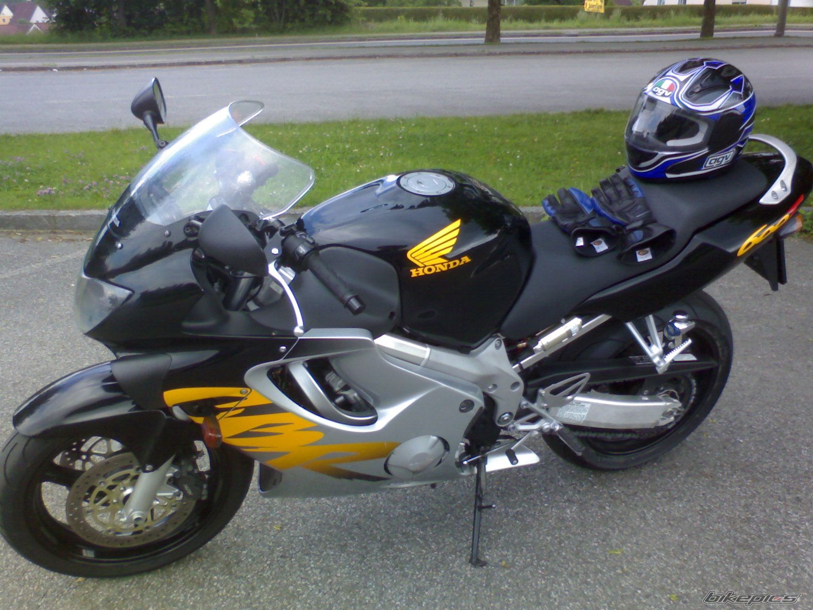 Photo 904844