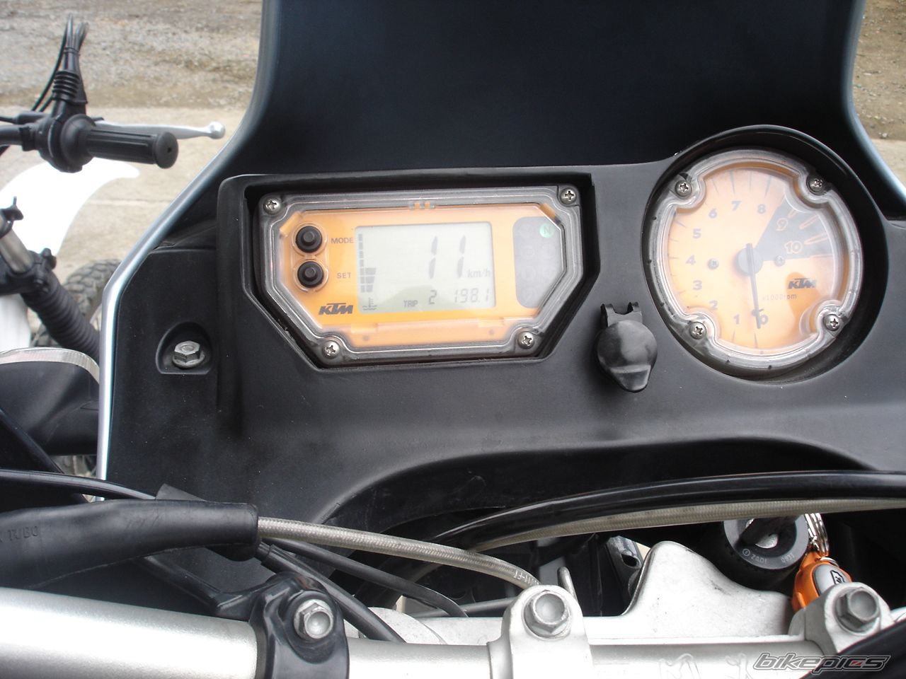 Bike Photo 905232