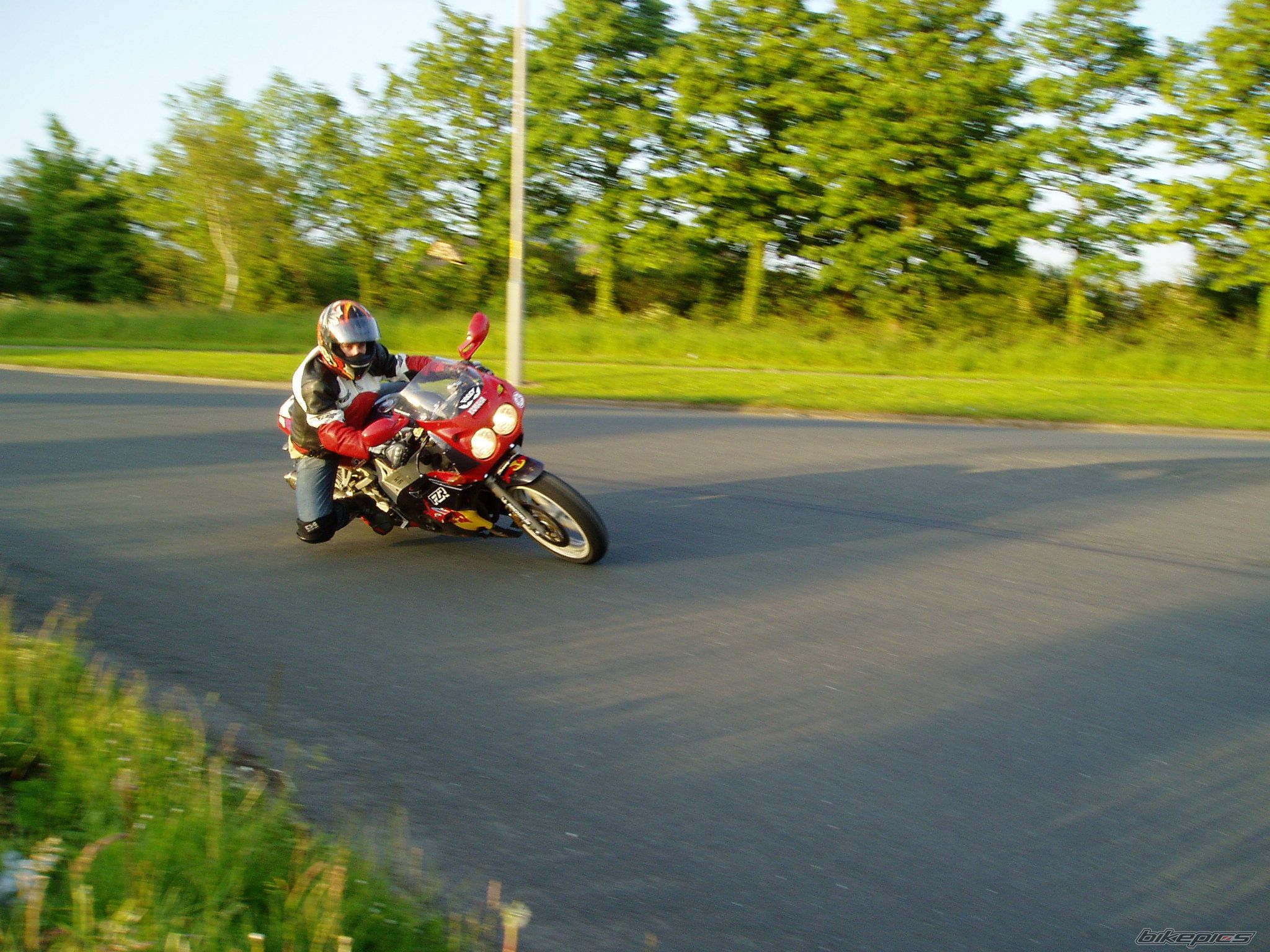 Bike Photo 905278