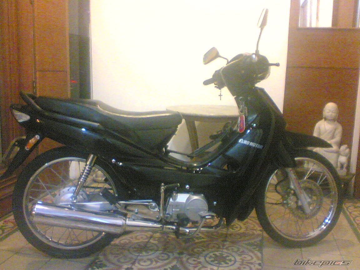 Photo 905642