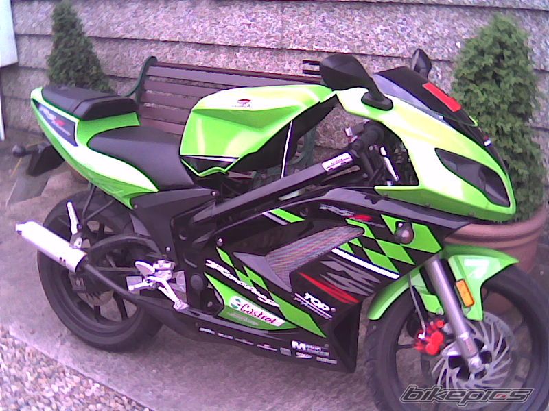 Photo 905693