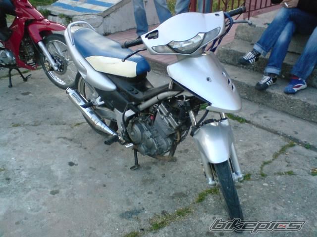 Photo 905697