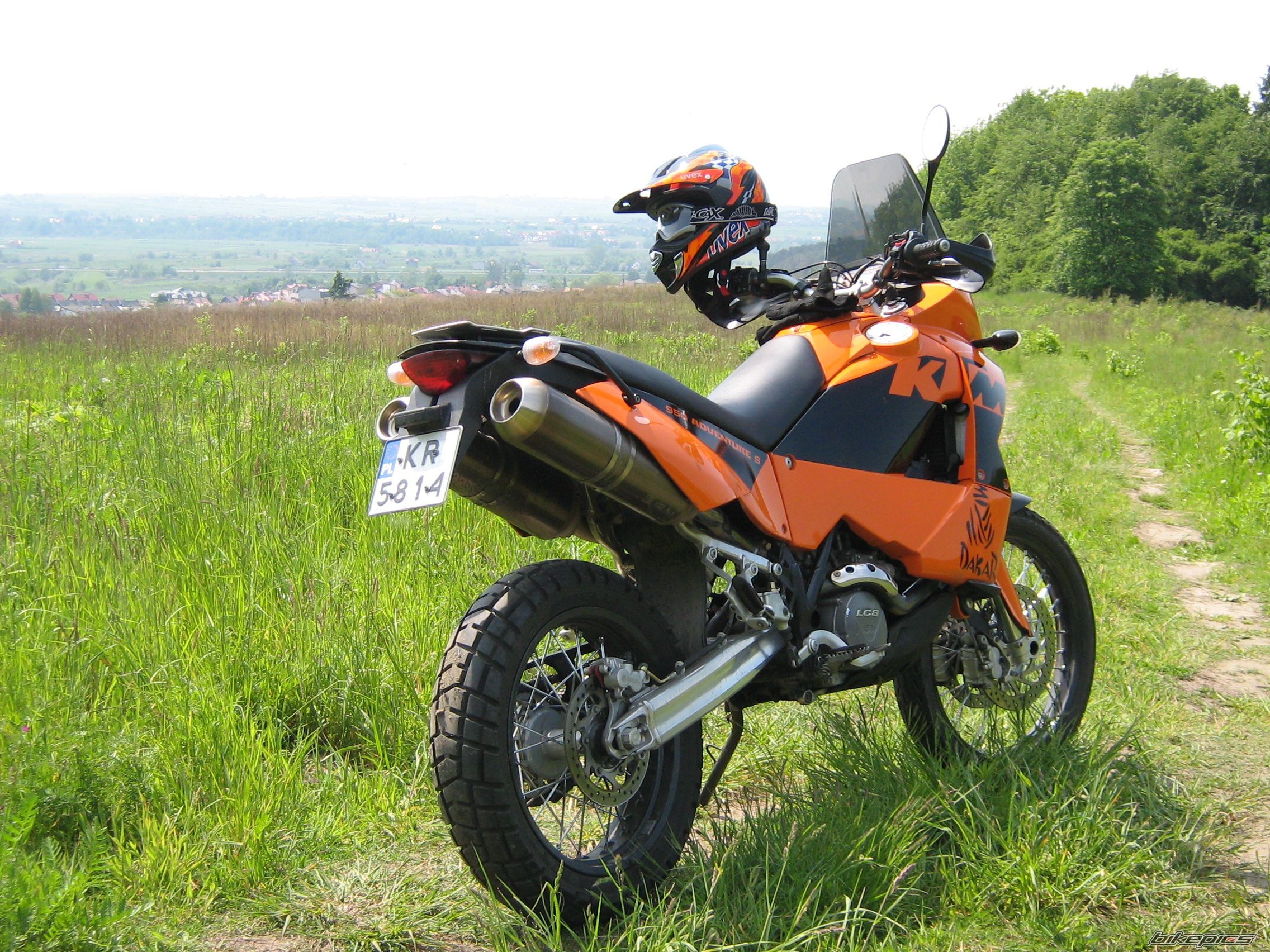 Bike Photo 905742