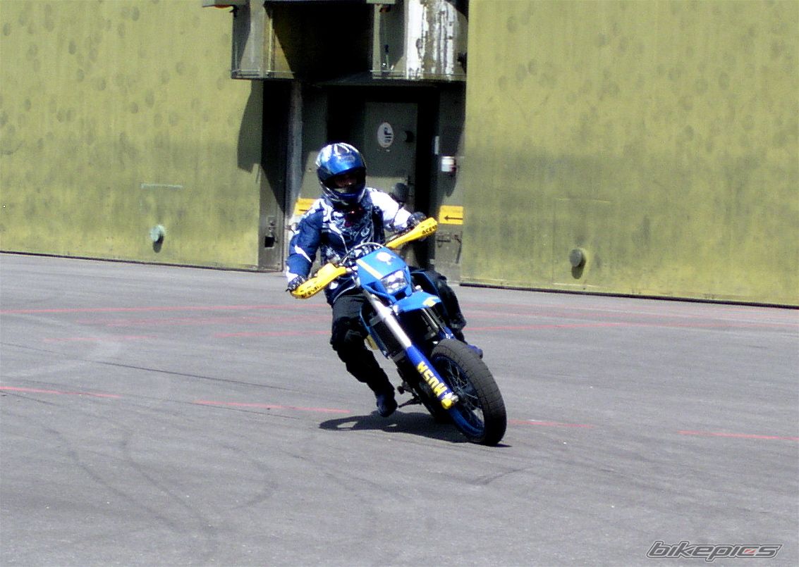 Bike Photo 905818