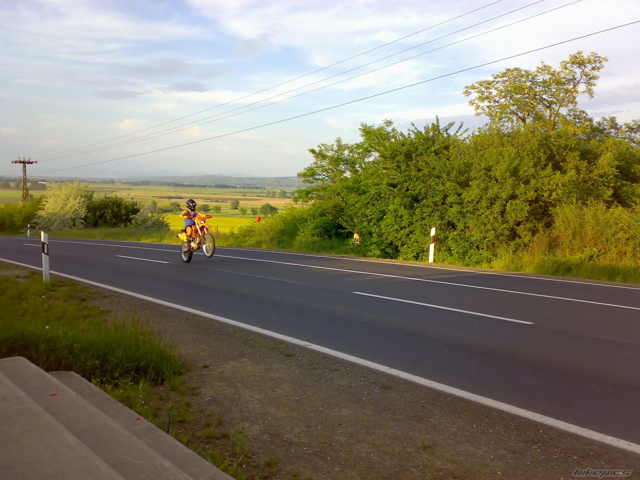 Photo 906061