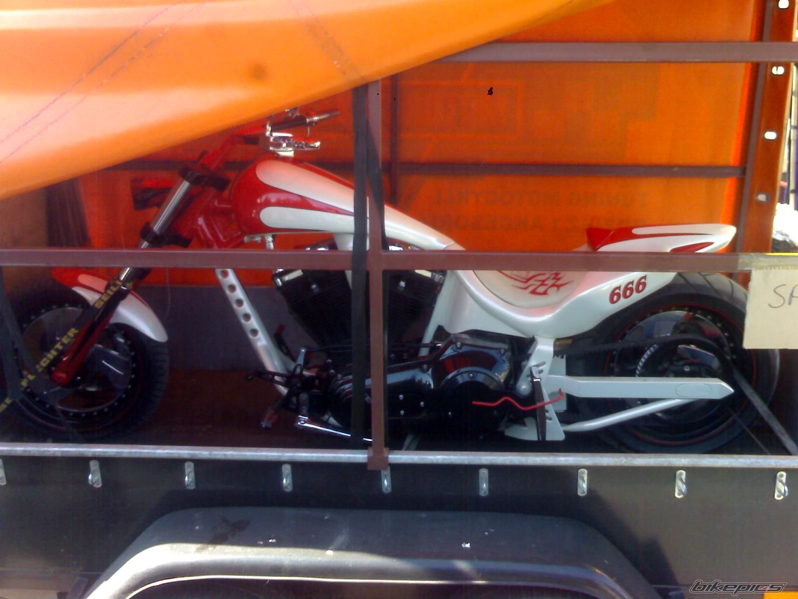 Bike Photo 906175