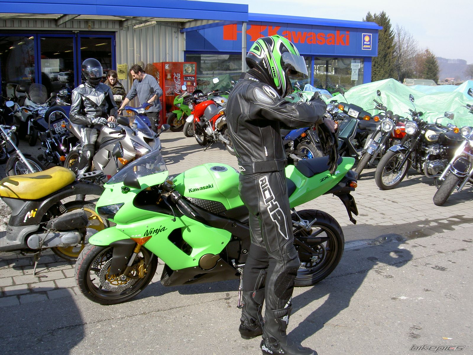 Bike Photo 906185